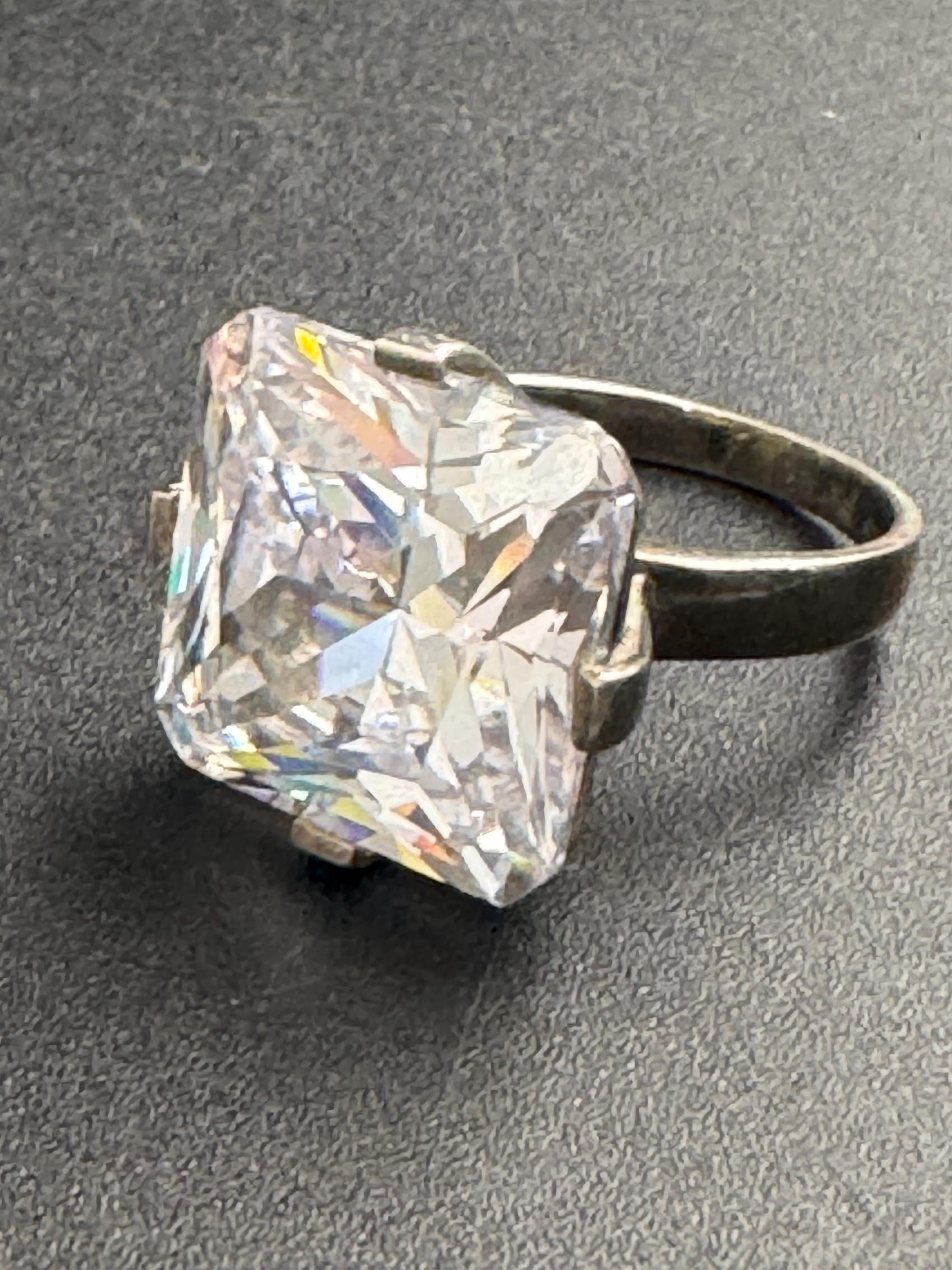 large clear stone cocktail ring,  size P.5 modernist 925 sterling silver, signed PK