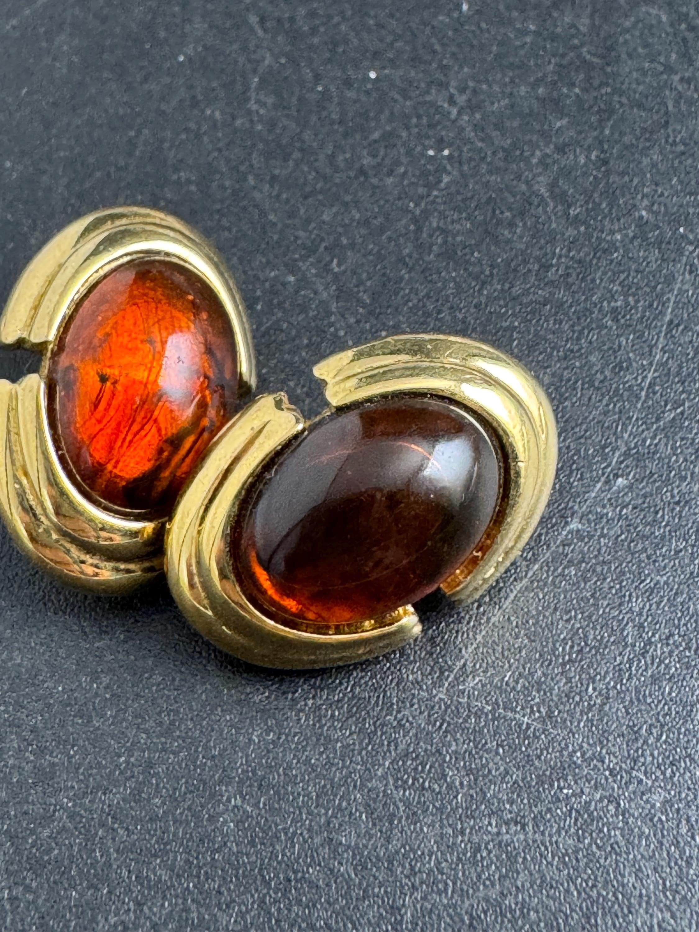 Trifari brown tortoiseshell clip on earrings, gold plated acrylic cabochons vintage
