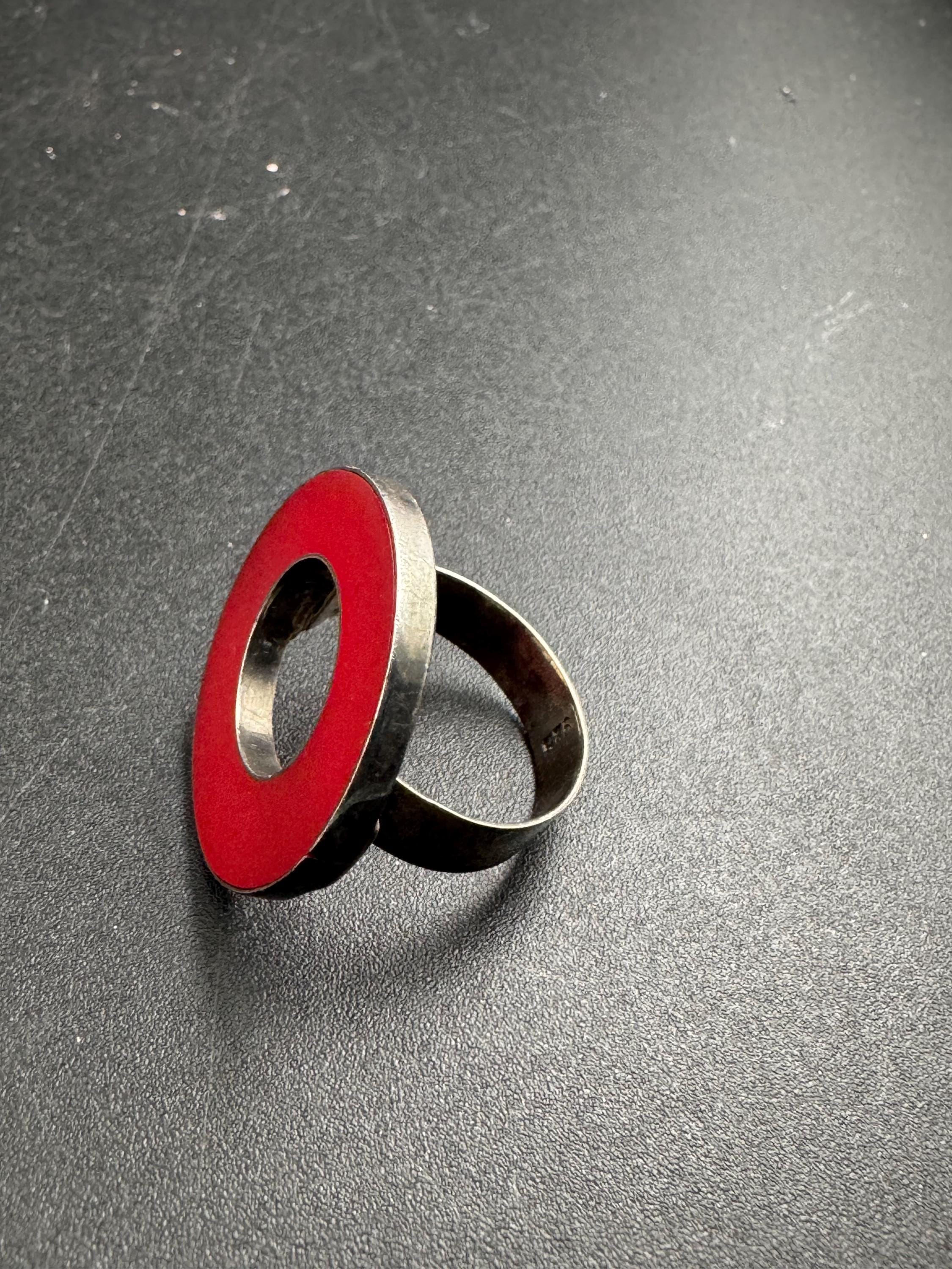 SIZE S 925 red loop brutalist dress ring, sterling silver acrylic ring