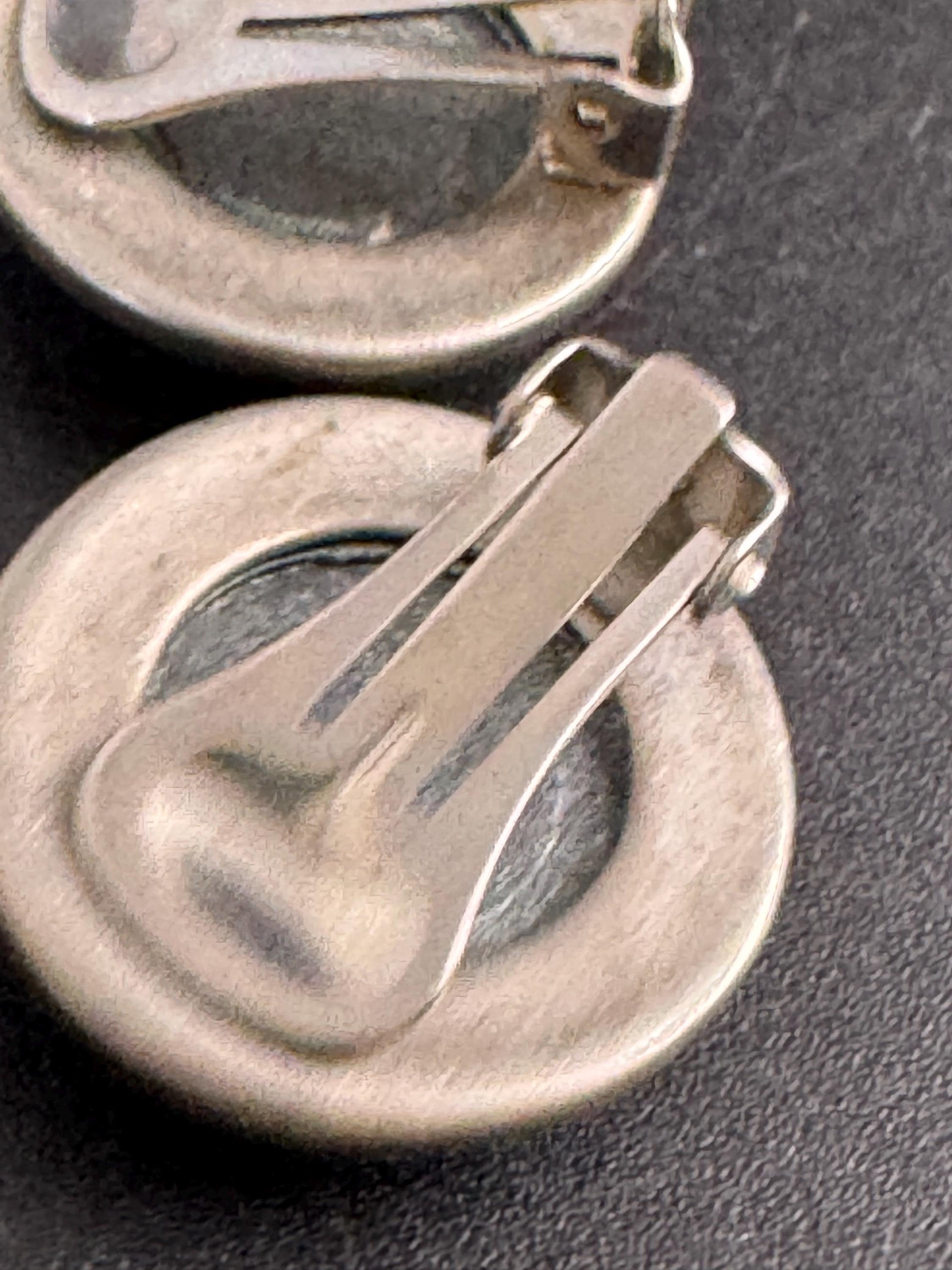 Italian round Clip On Earrings: slate grey and silver tone vintage deadstock