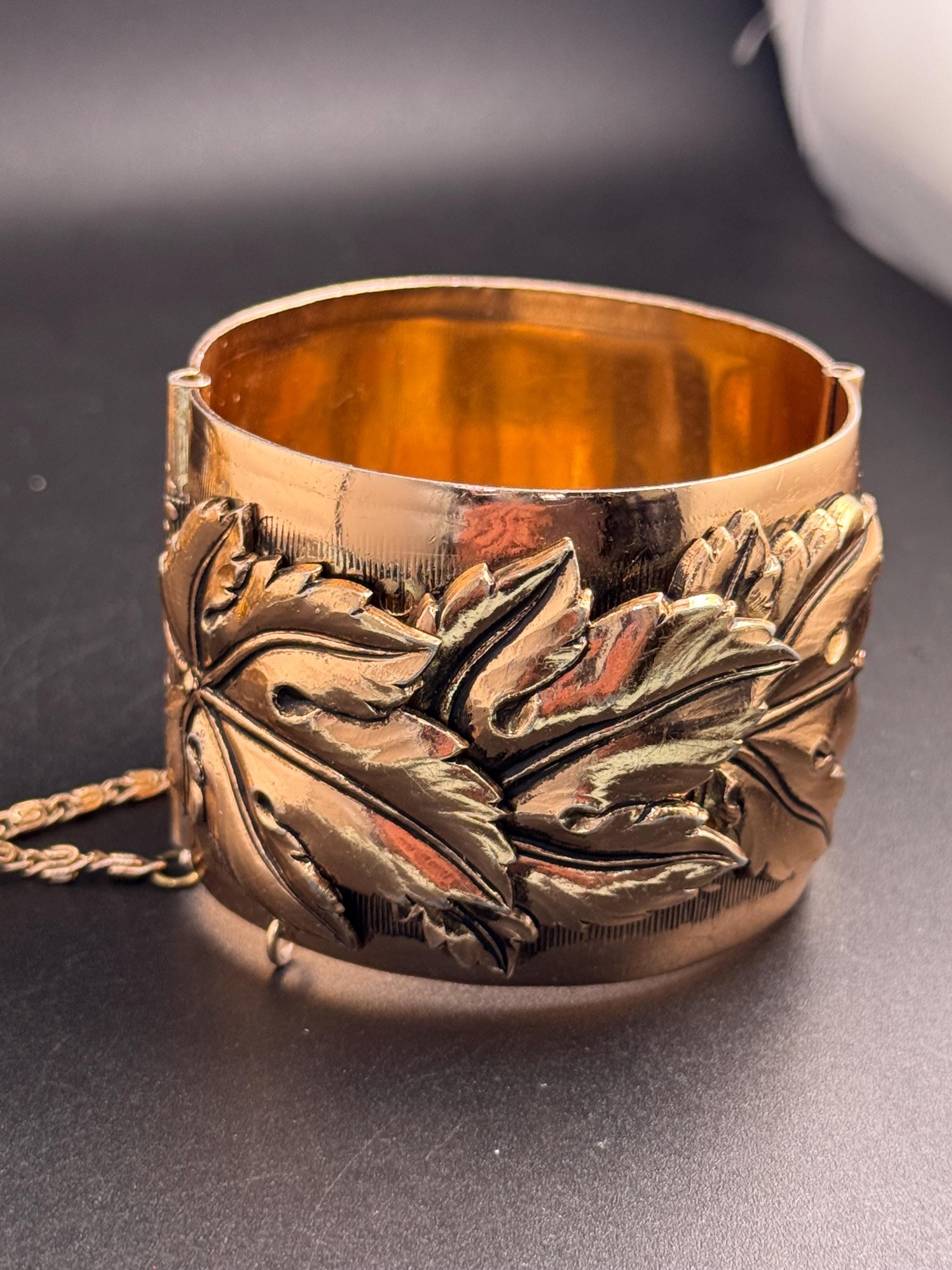 Wide copper embossed leaf bangle, 1970s Eloxal metal lightweight with pin closure