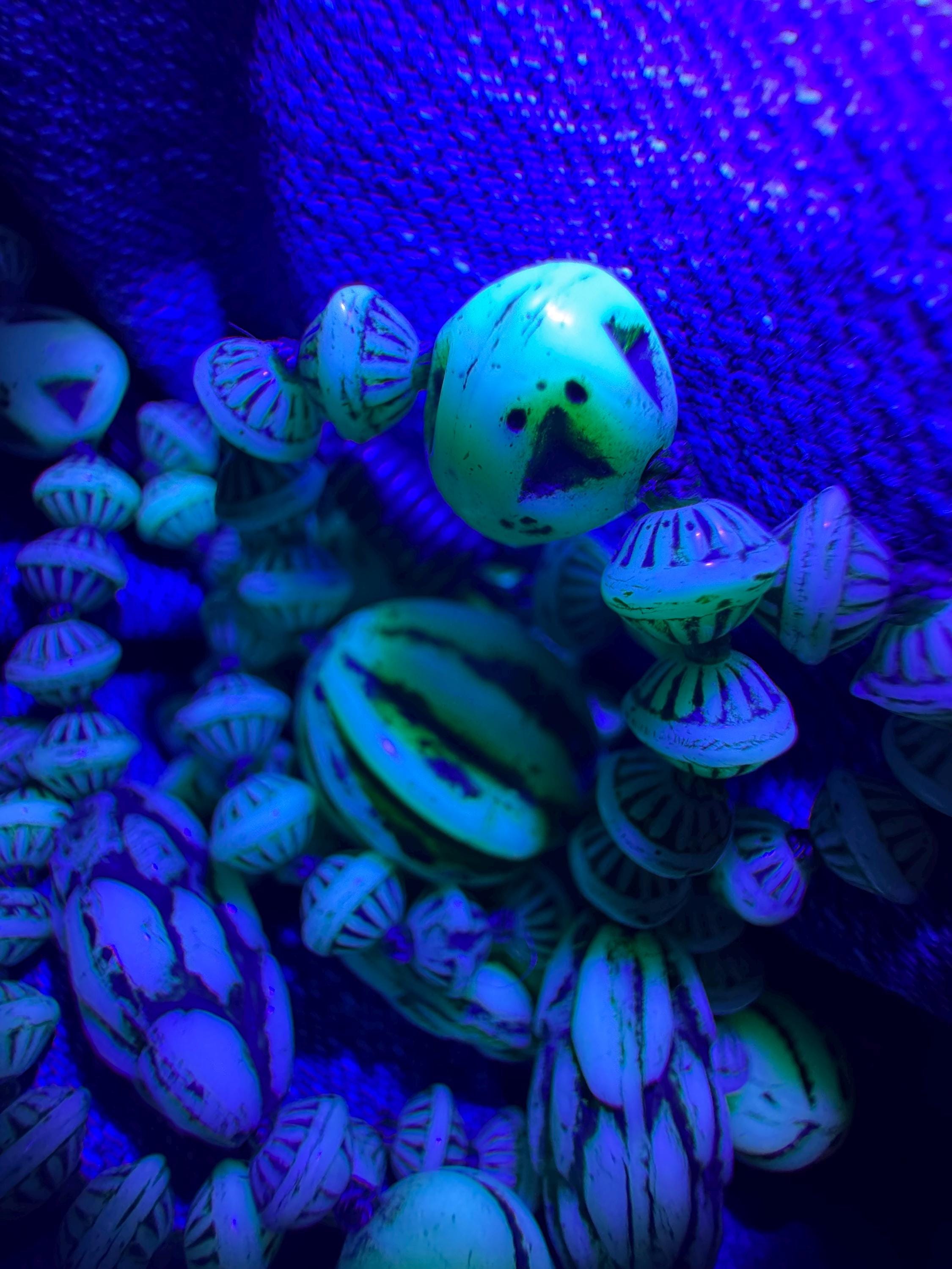 neiger UV beaded necklace, cream and green beads 76 uranium glass