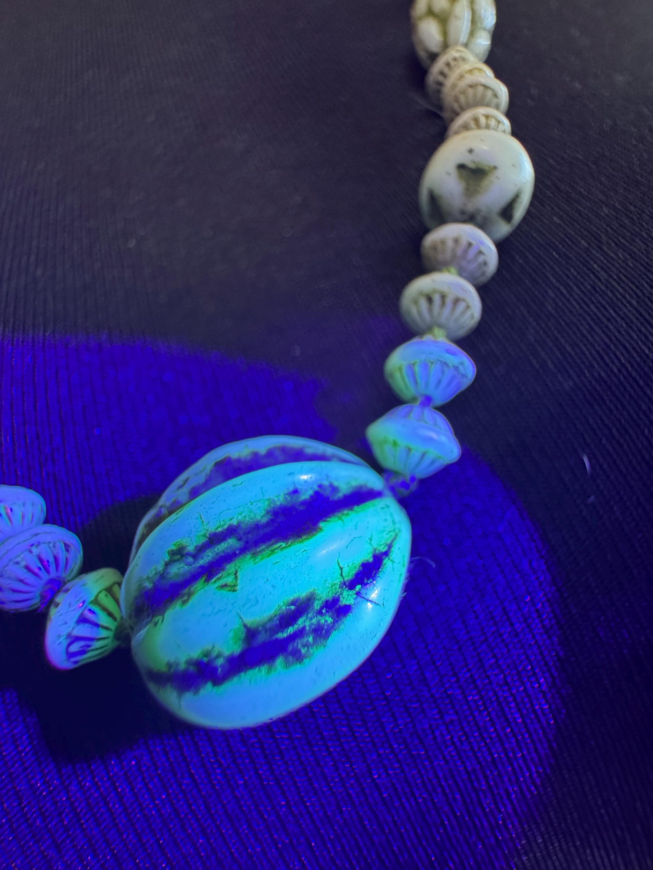 neiger UV beaded necklace, cream and green beads 76 uranium glass