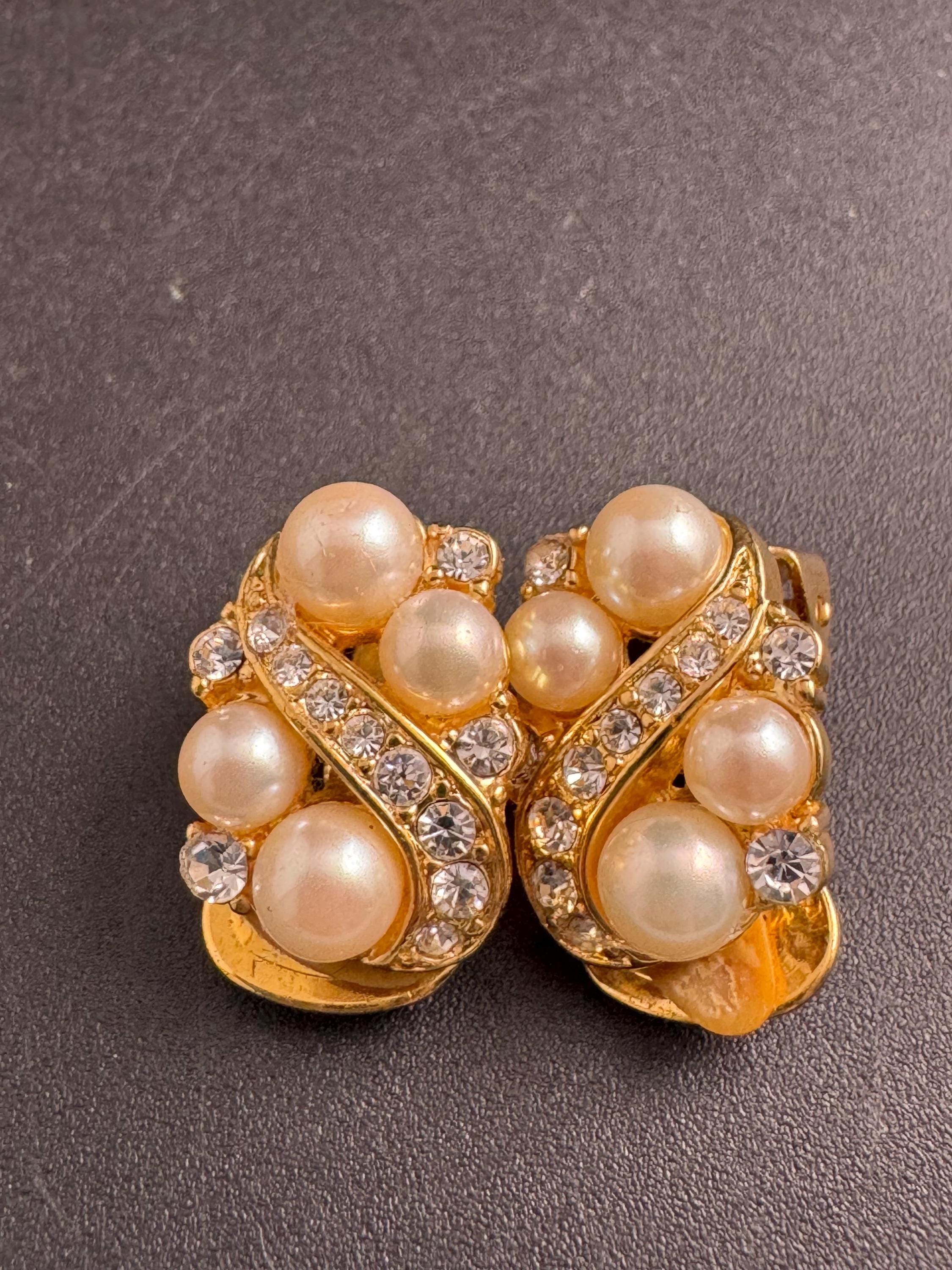 Vendome pearl and rhinestone Clip On Earrings, vintage and signed diamanté clusters
