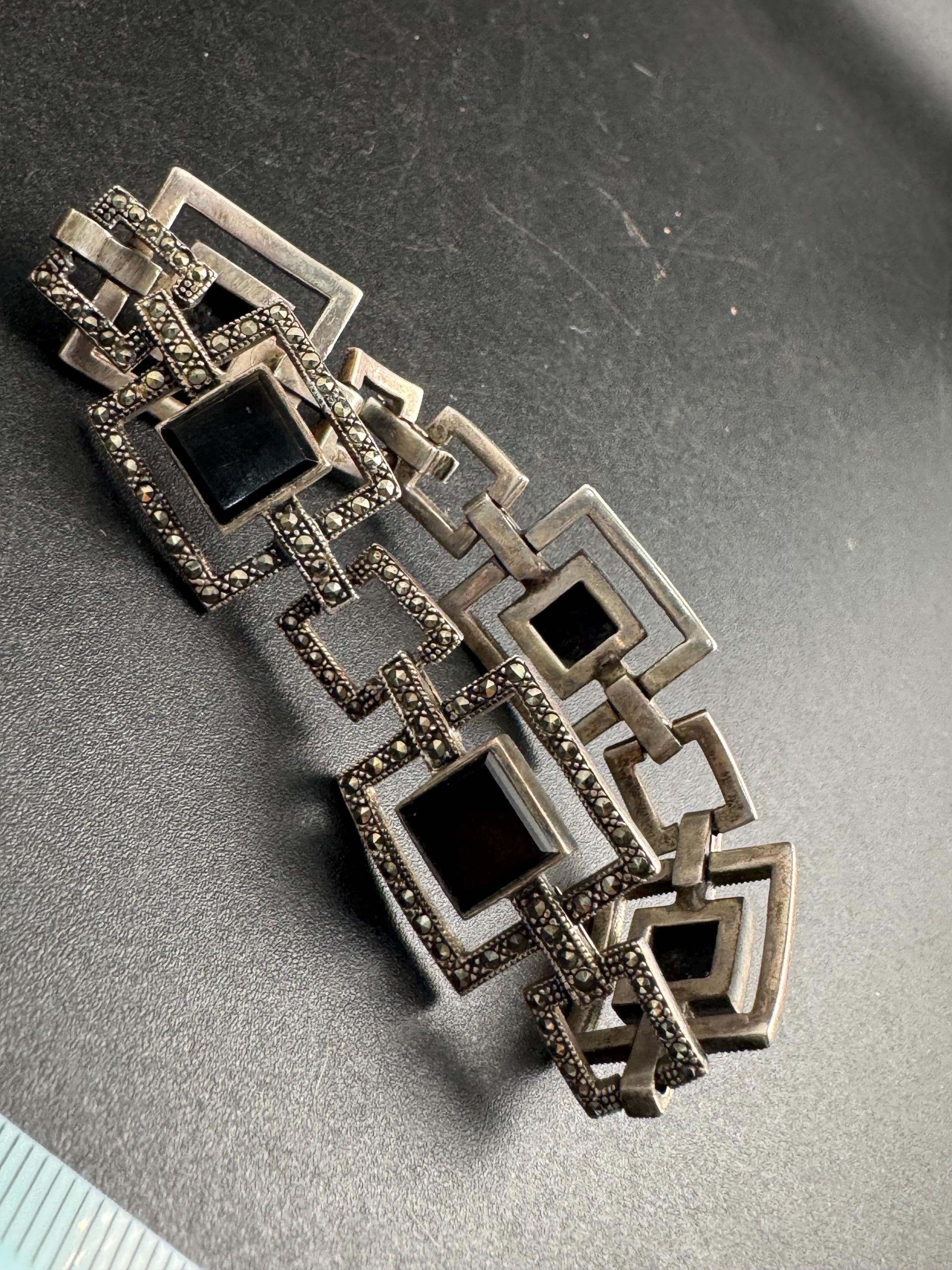 925 Sterling silver onyx panel  bracelet, 26gms 18cm