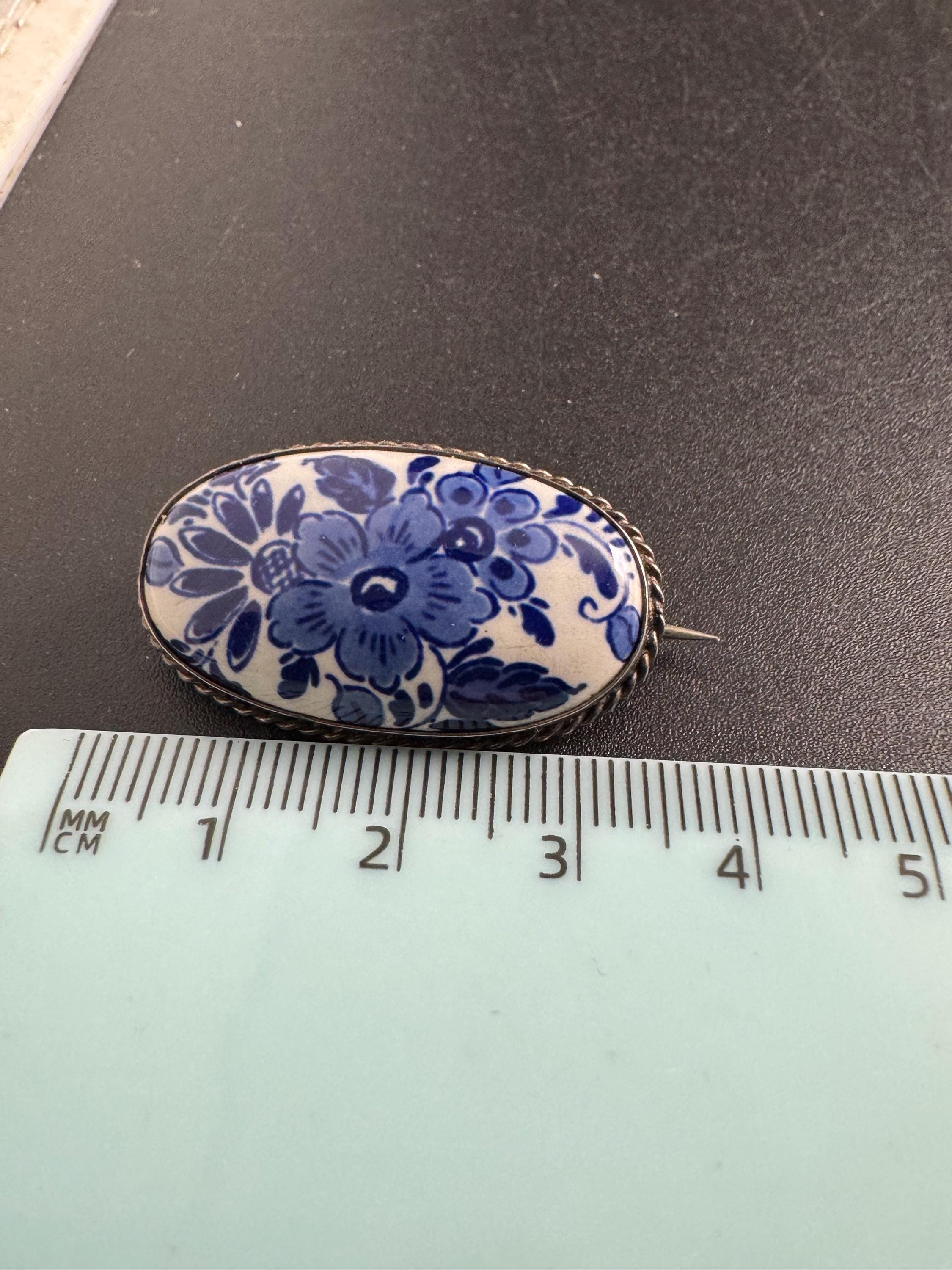 Antique delft pottery silver brooch, c clasp white metal pin