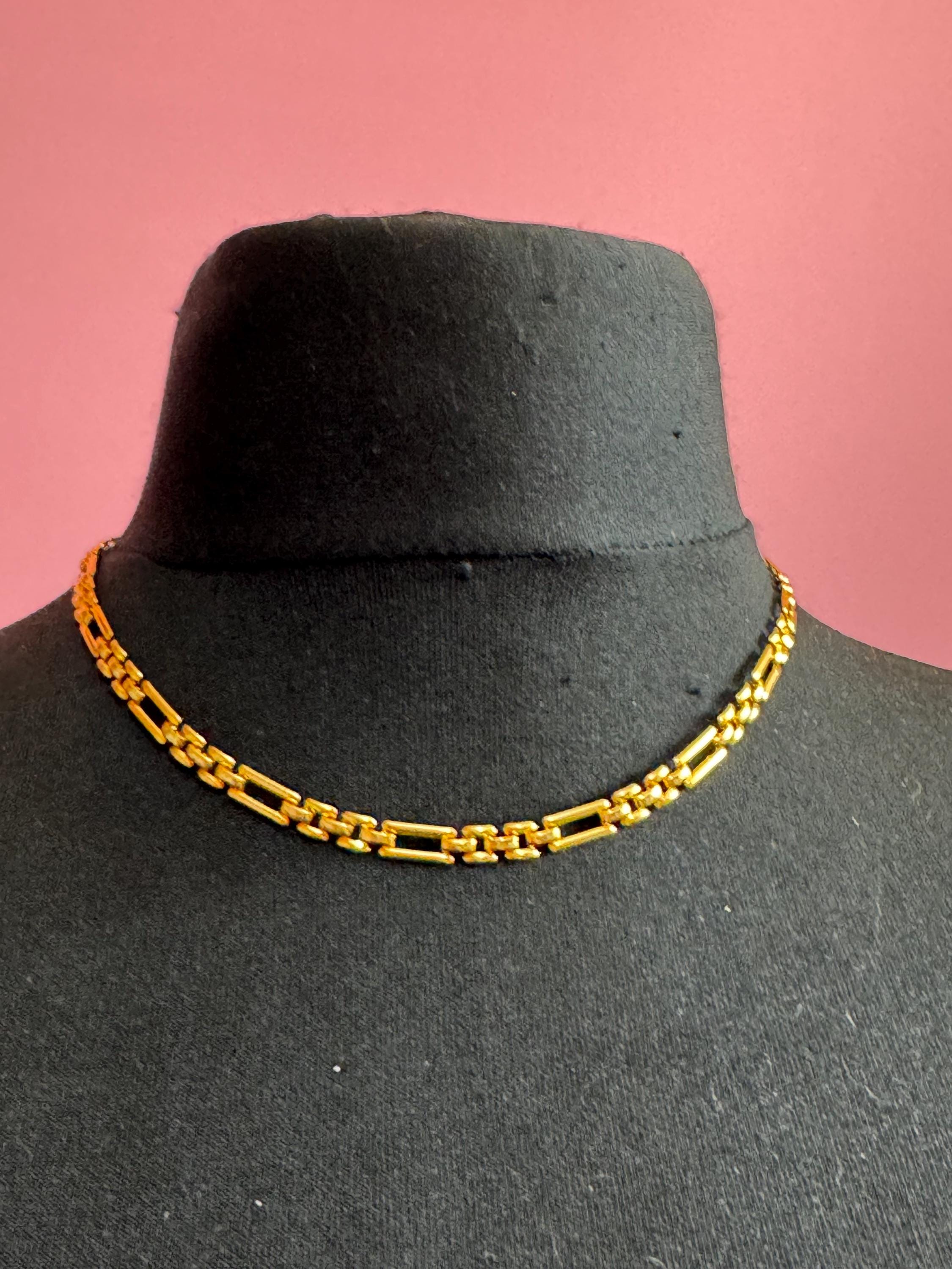 Slim link brick panther link choker necklace, dainty piece