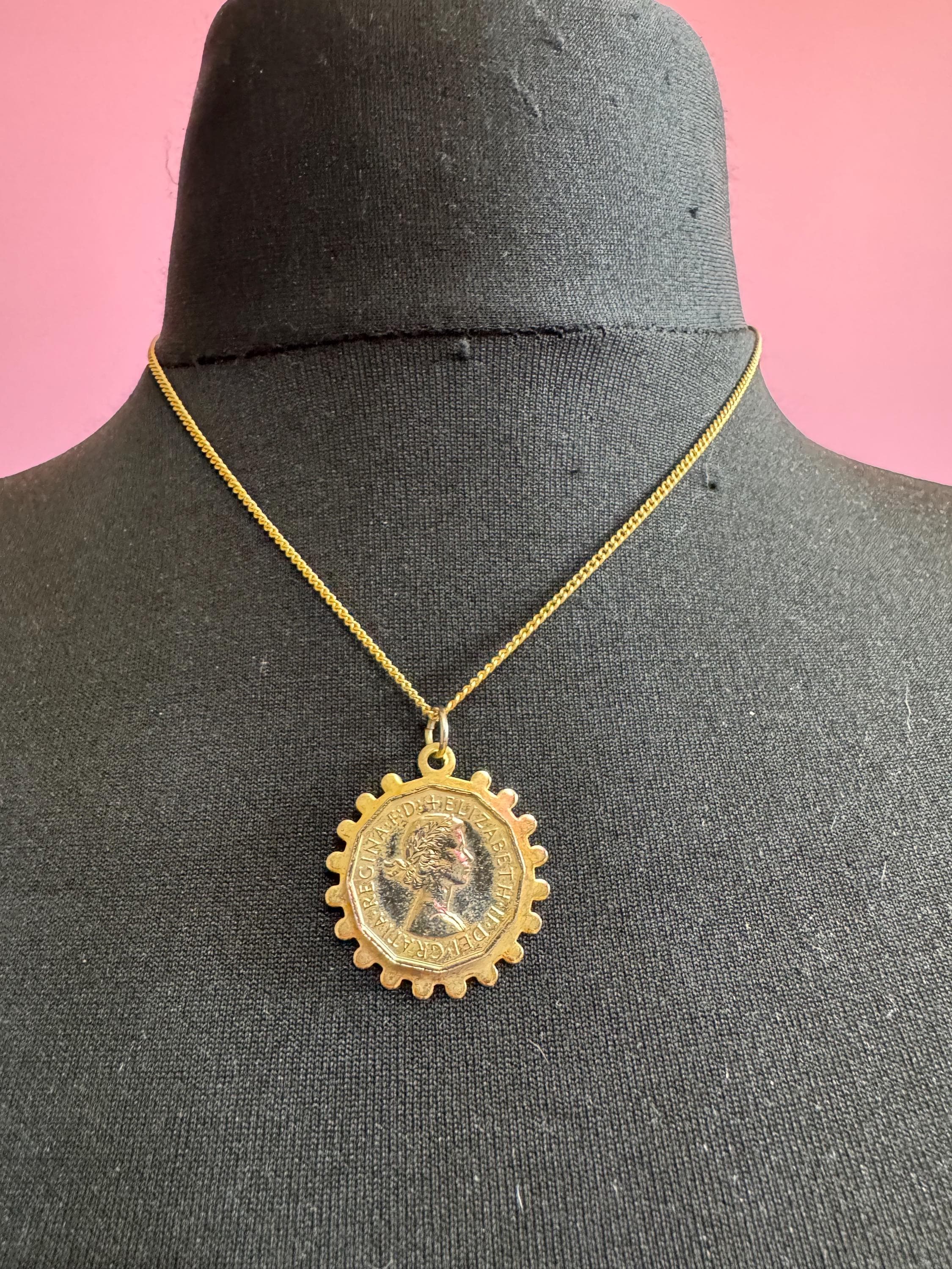 Vintage coin pendant necklace , gold tone circa 1970s