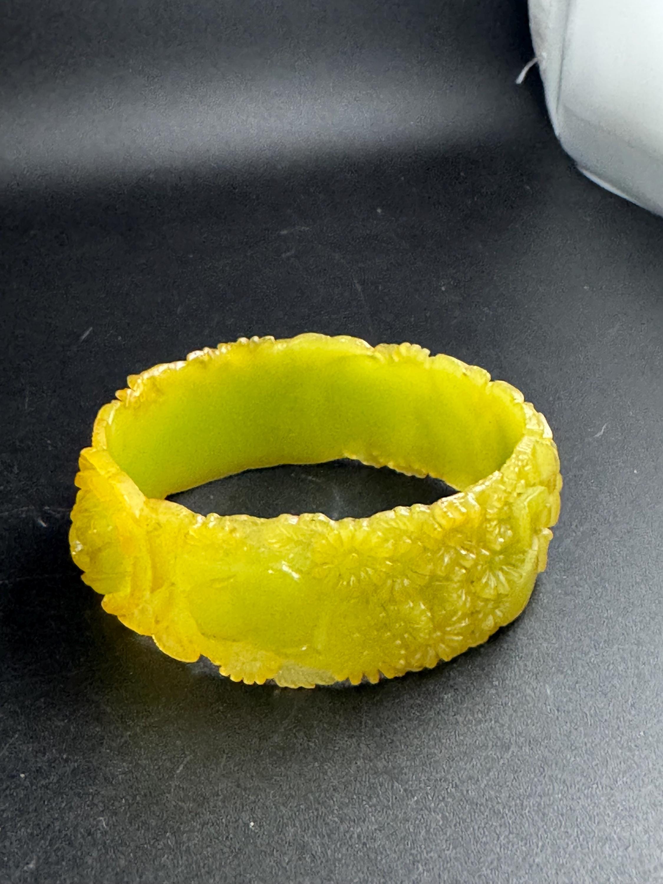 Green Celluloid Carved Bangle Bracelet, Early Plastic Faux Bone Horn, petite fit 60mm