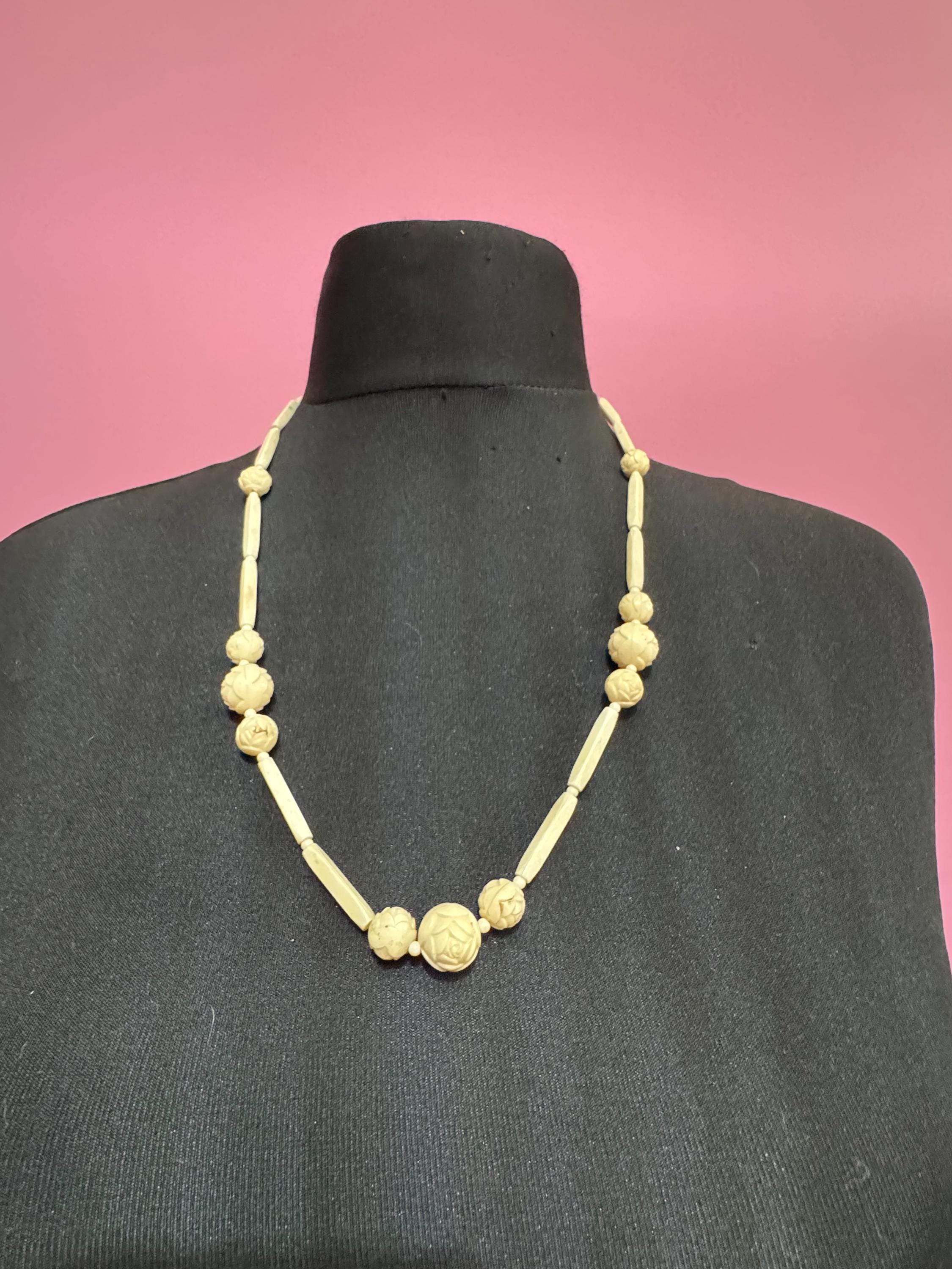 Vintage cream early plastic rose bead necklace, celluloid floral beads