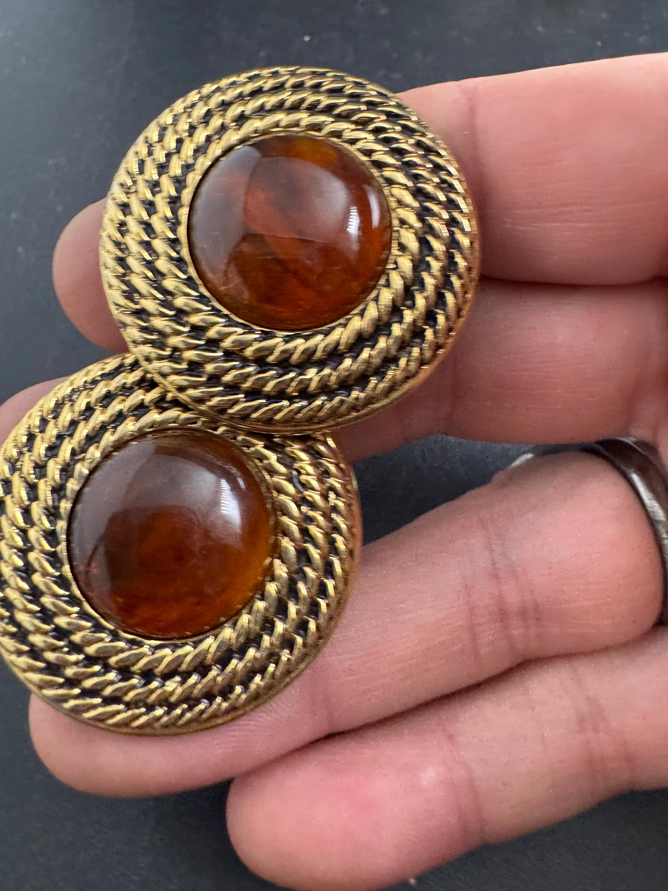 Big plastic Clip on earrings, brown faux tortoiseshell and gold disc design