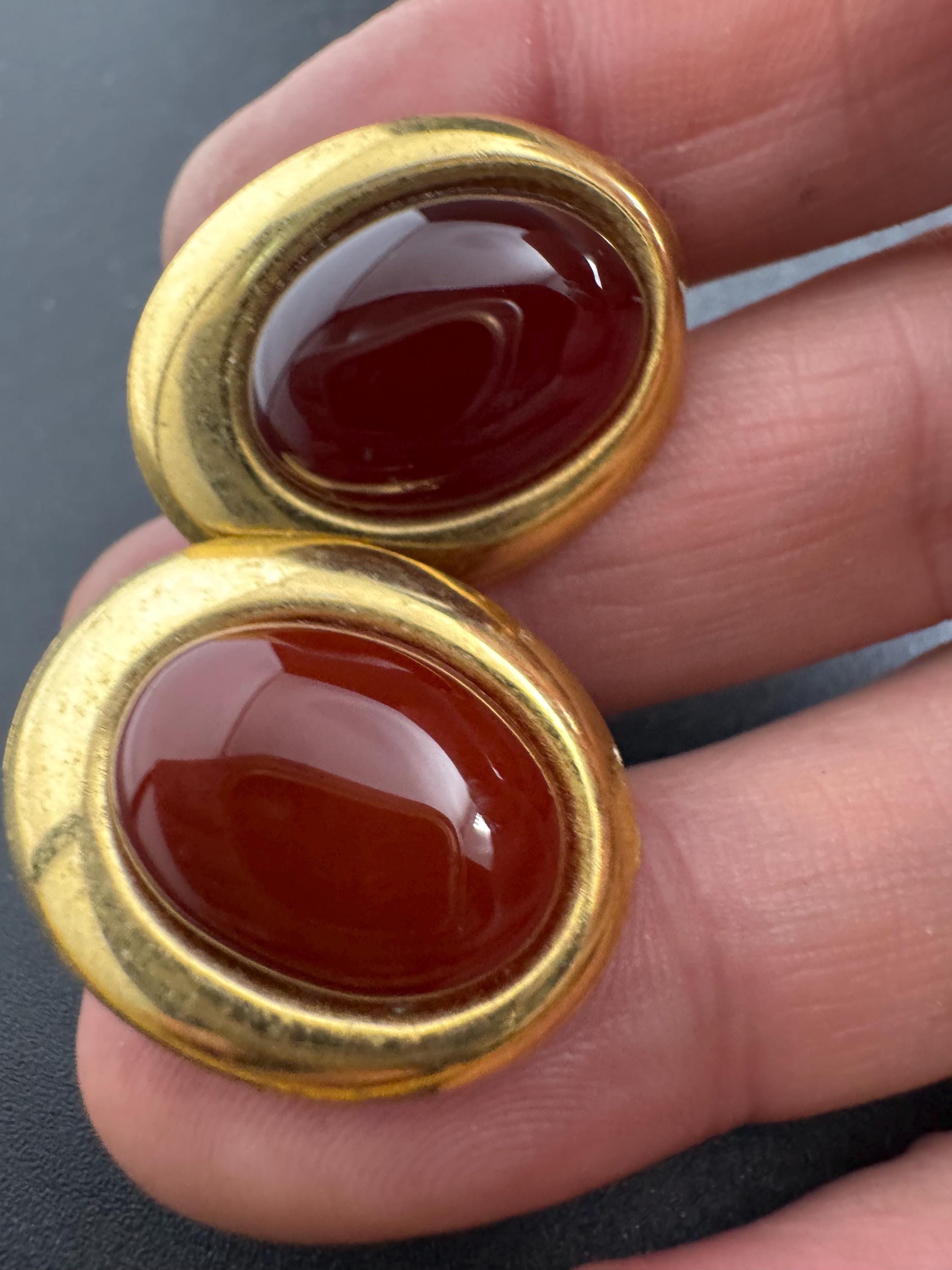 Vintage Oval Cabochon Clip On Earrings: Gold Tone, Red Brown (2.5cm)
