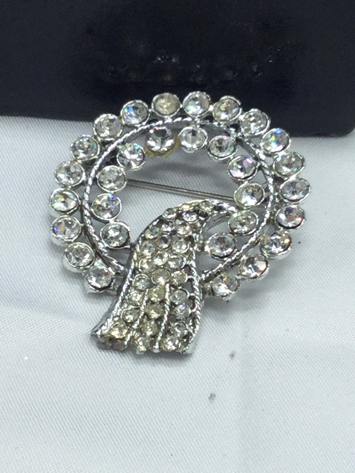 Vintage Brooch rhinestone Diamante