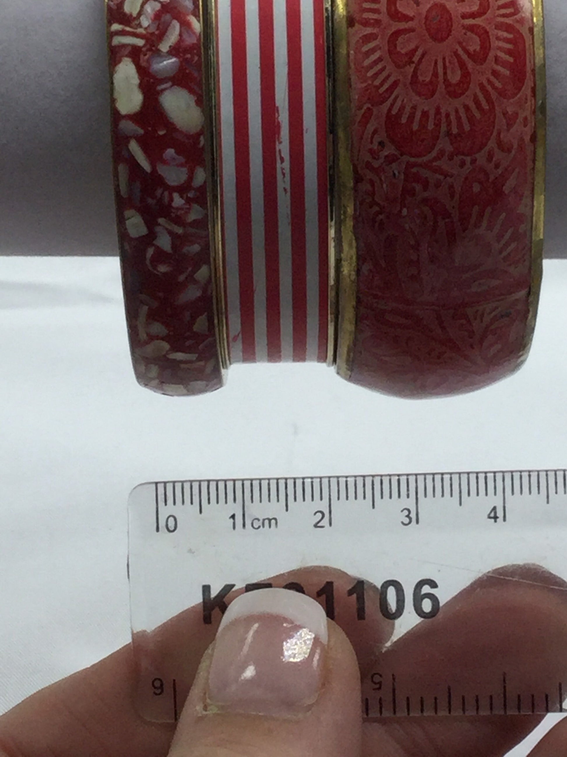 4cm wide 3 chunky vintage stacking Bangles red brass enamel metal bracelets