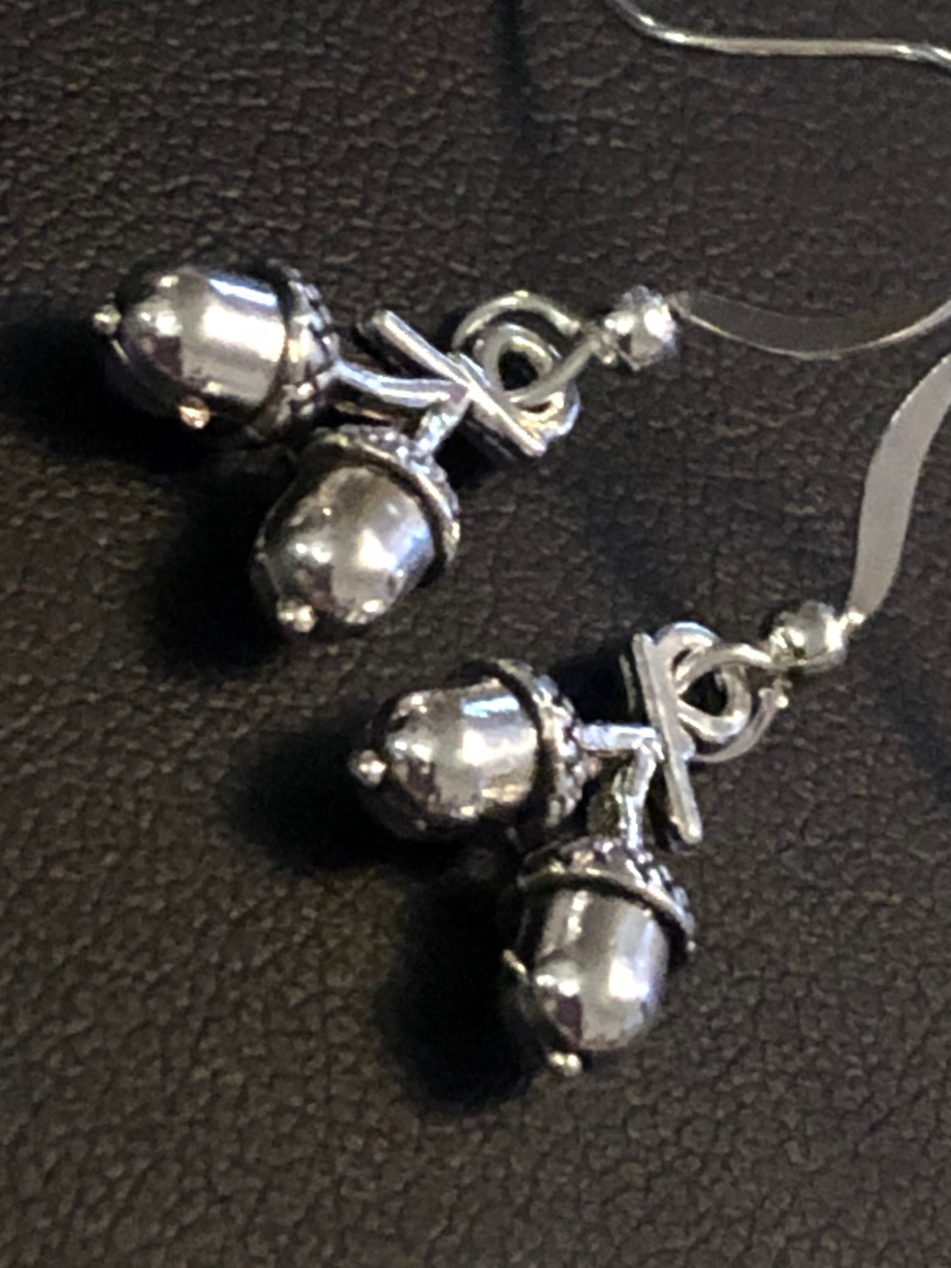 silver tone acorn drop earrings pierced ears