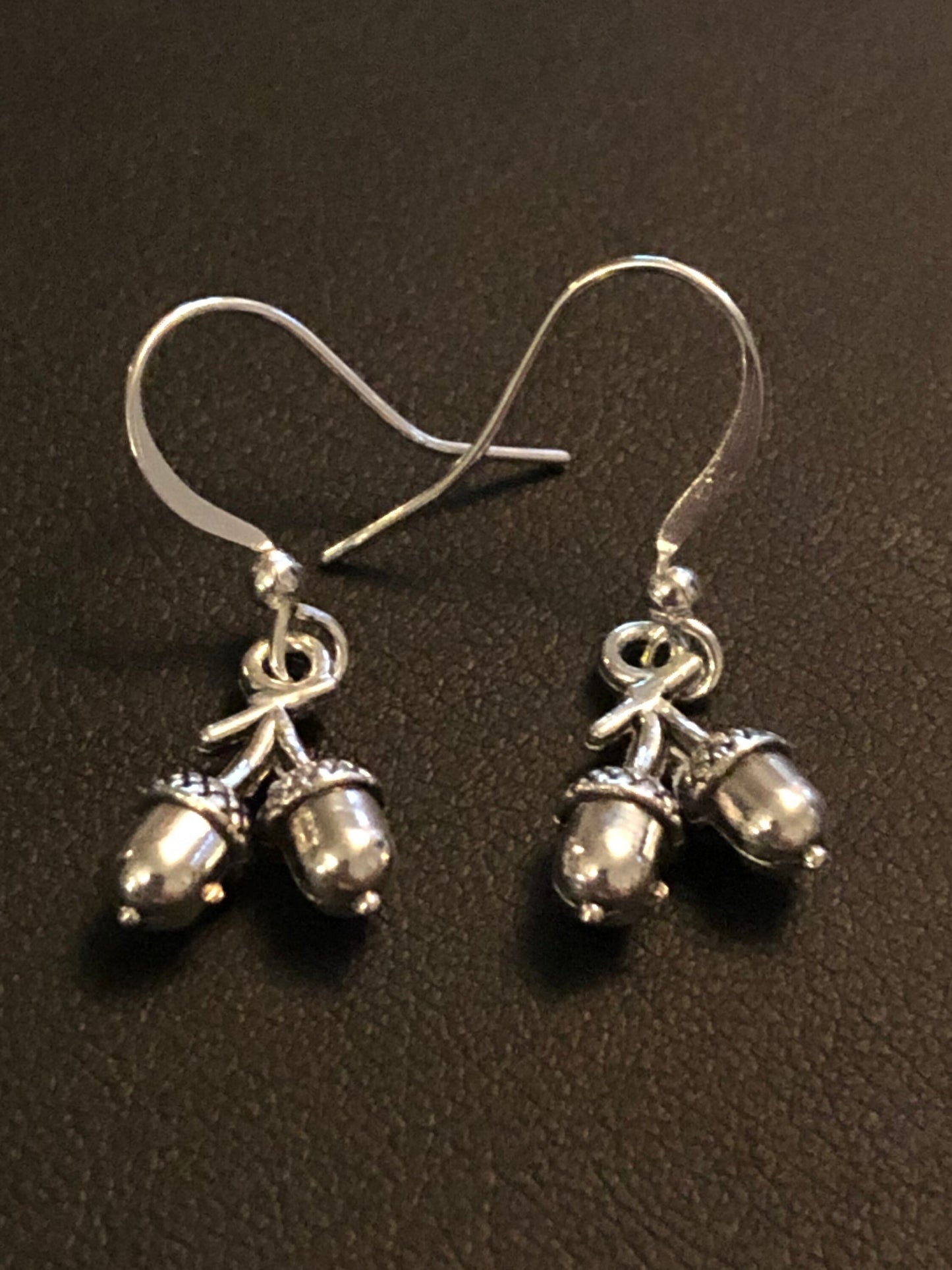 silver tone acorn drop earrings pierced ears