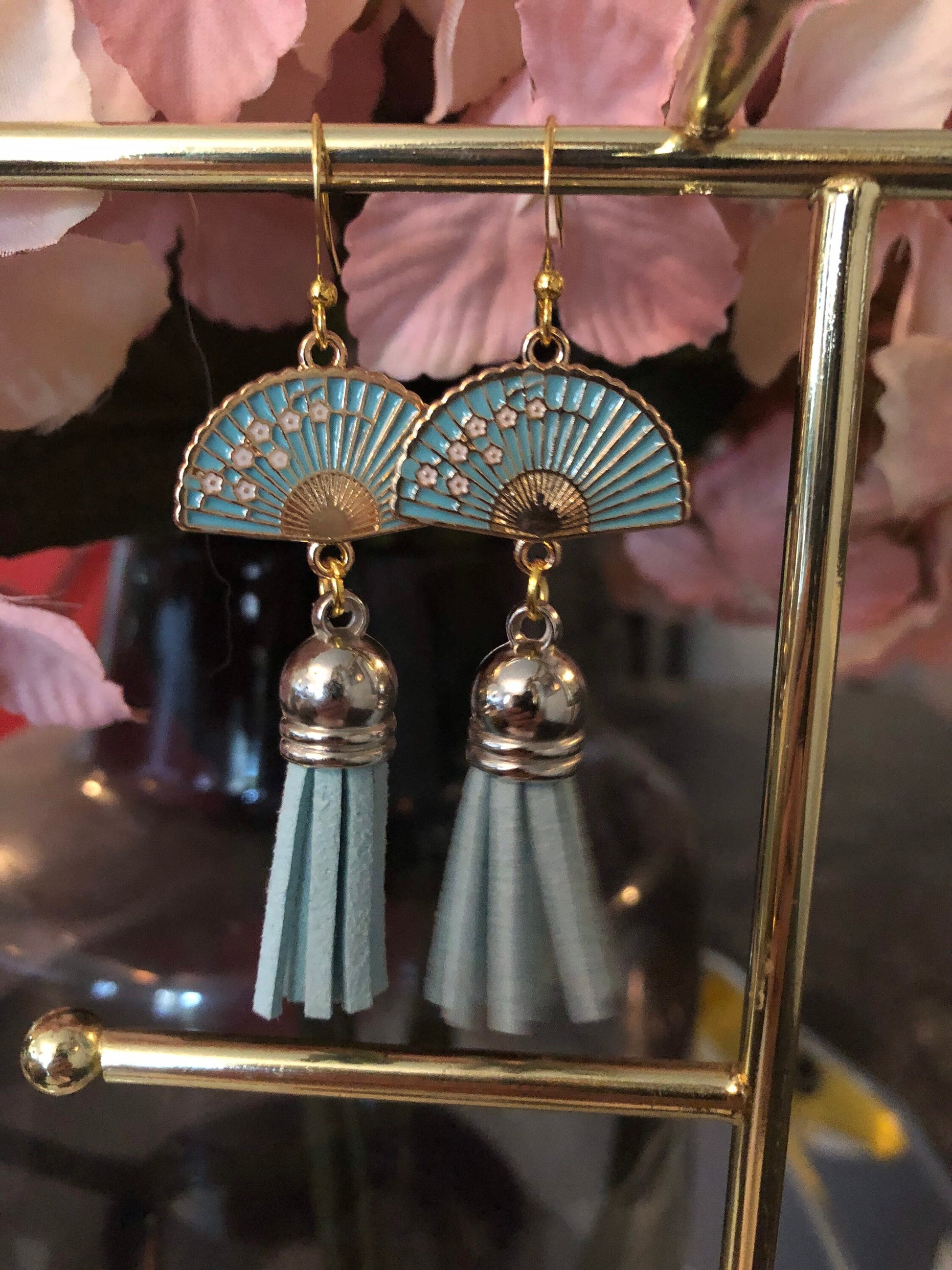 gold tone oriental Chinese Japanese blue enamel tassel fan earrings pierced ears