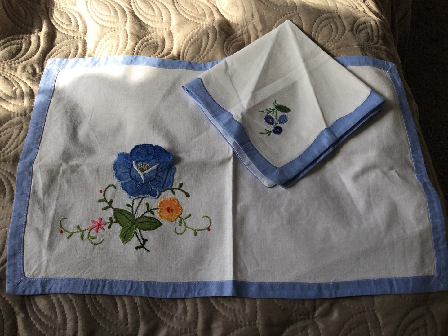blue floral appliqué placemat with integral napkin serviette white cotton for tea tray