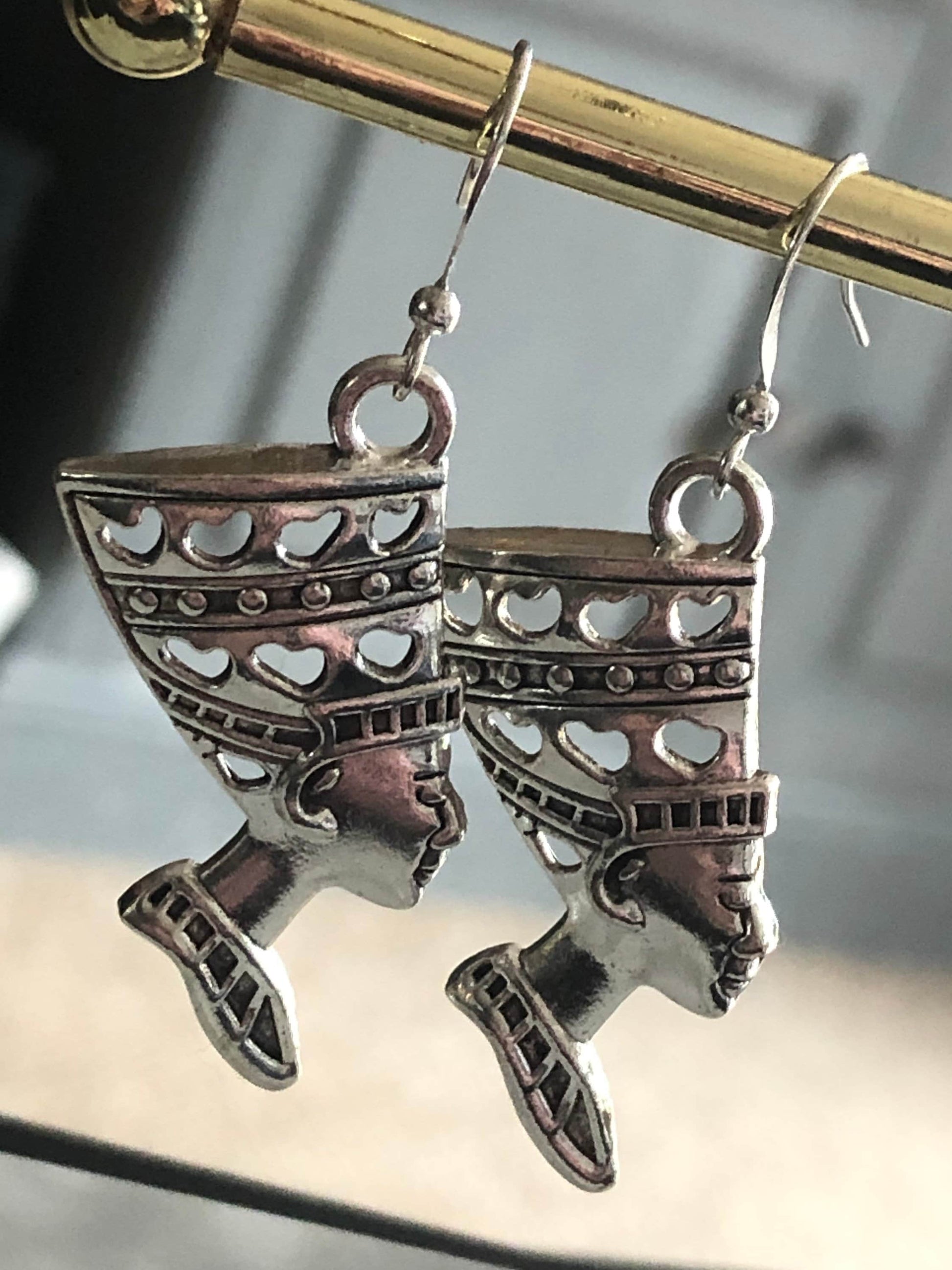 Silver tone Egyptian revival style queen Nefertiti 5cm drop earrings