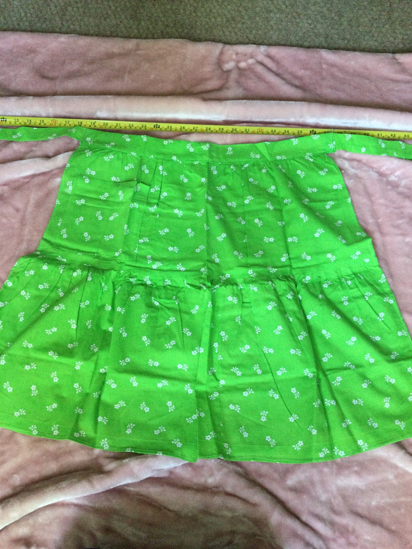 Vintage cotton half pinny apron green floral abstract design
