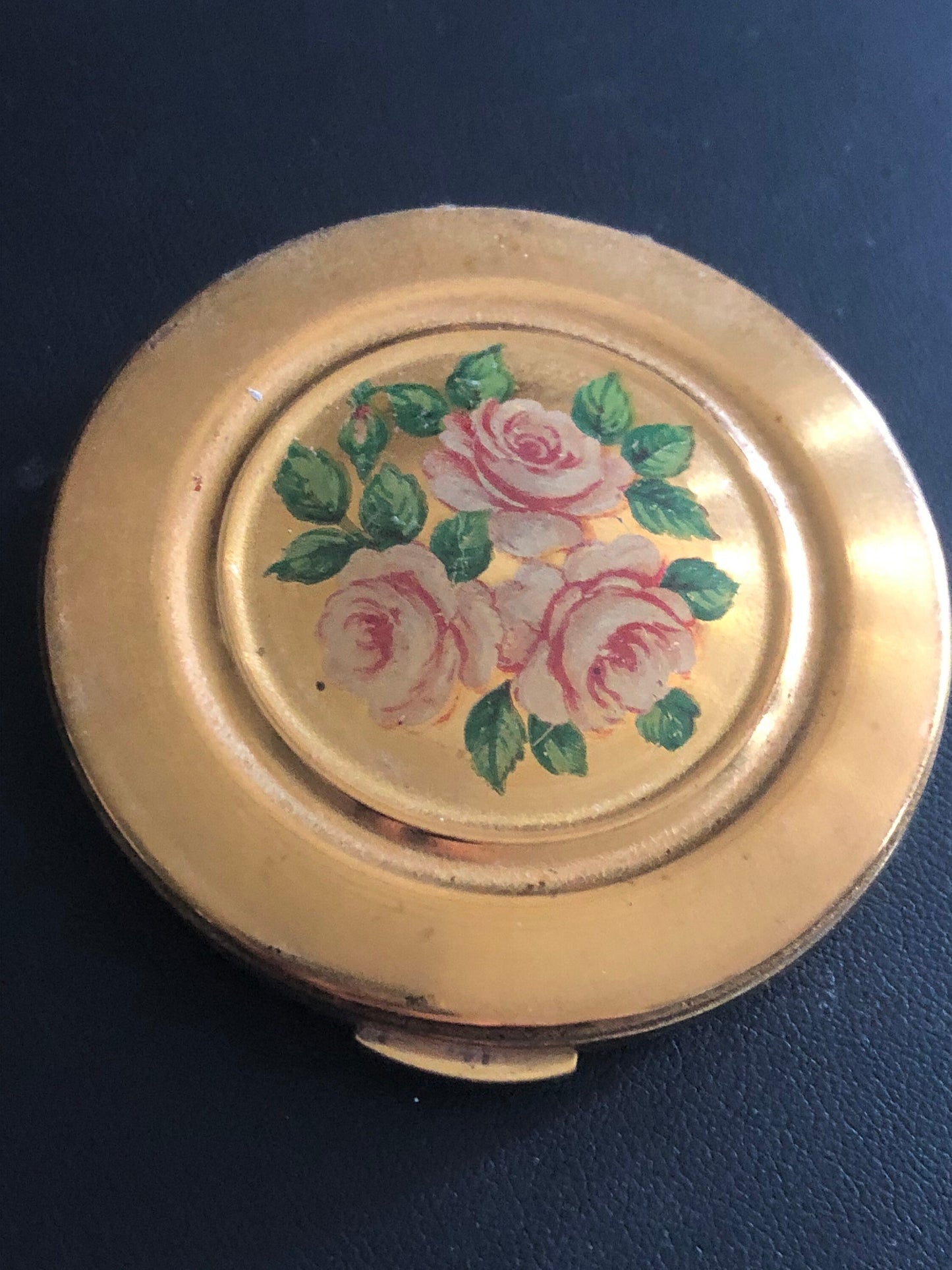 Vintage retro gold tone KIGU pink roses floral painted brass powder compact mirror compact with sifter