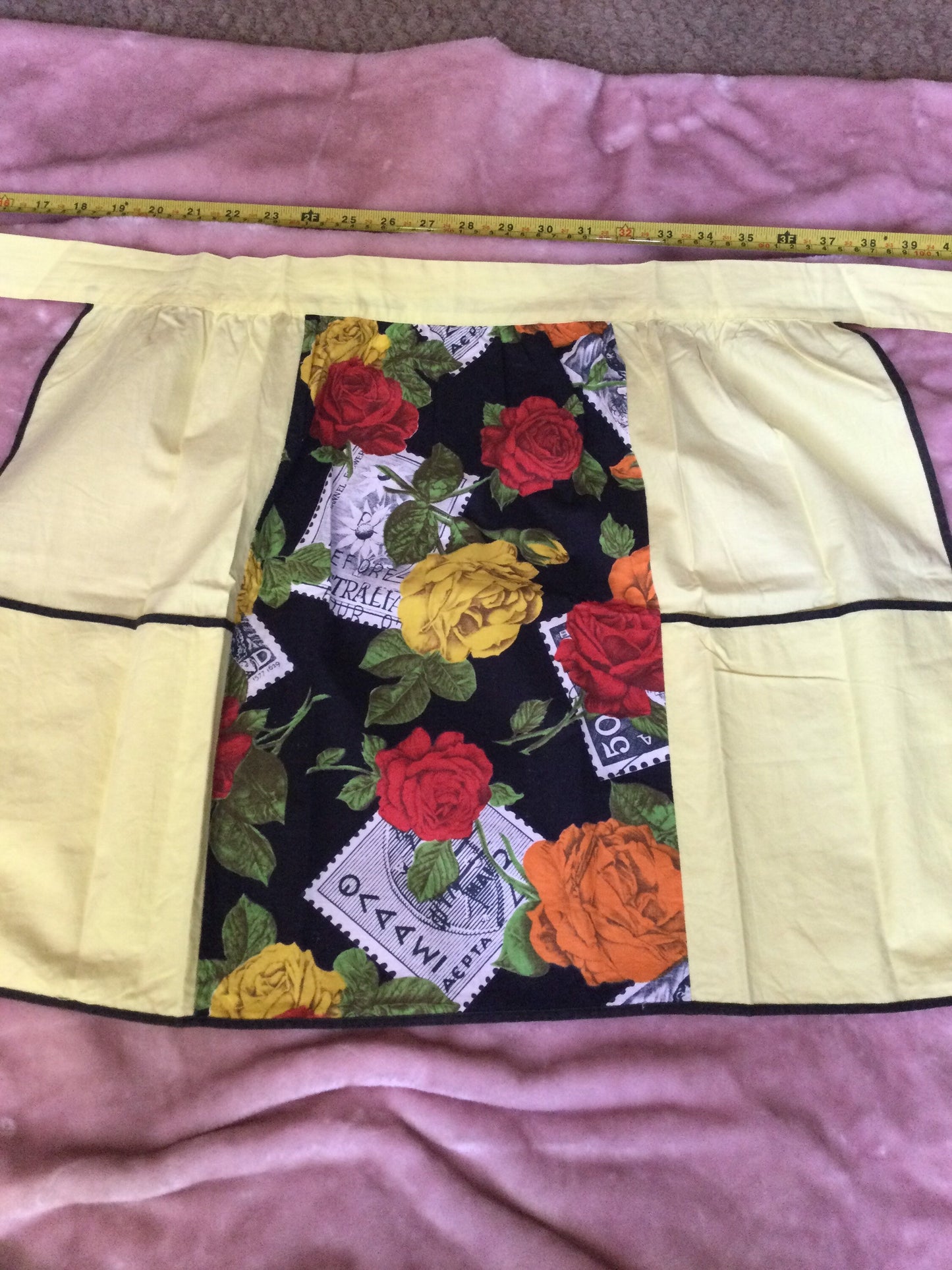 Vintage cotton half pinny apron lemon yellow orange red yellow roses floral design