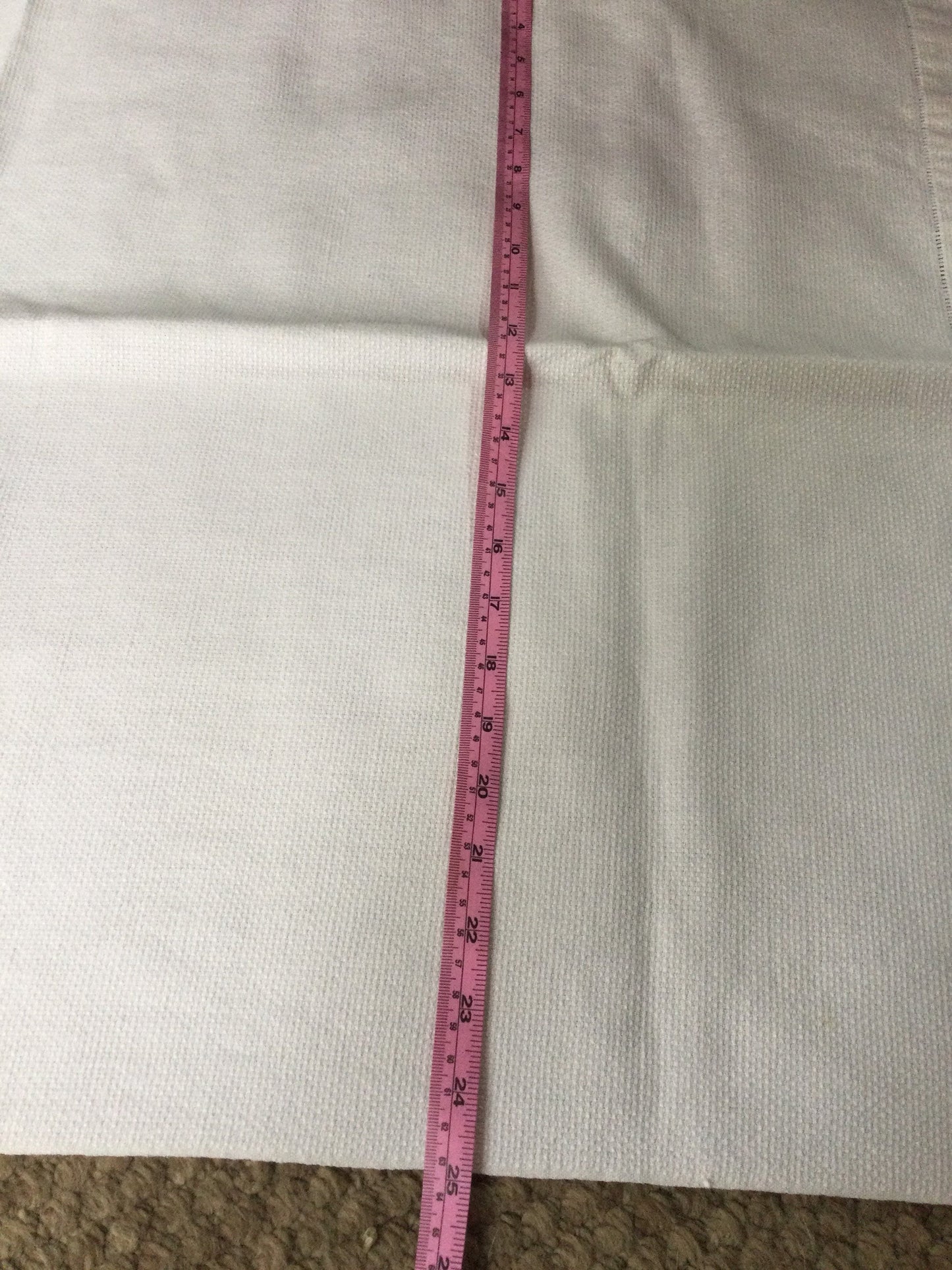 50 x 25” crisp textured linen white Vintage crochet edge long tablecloth lacework embroidered floral runner
