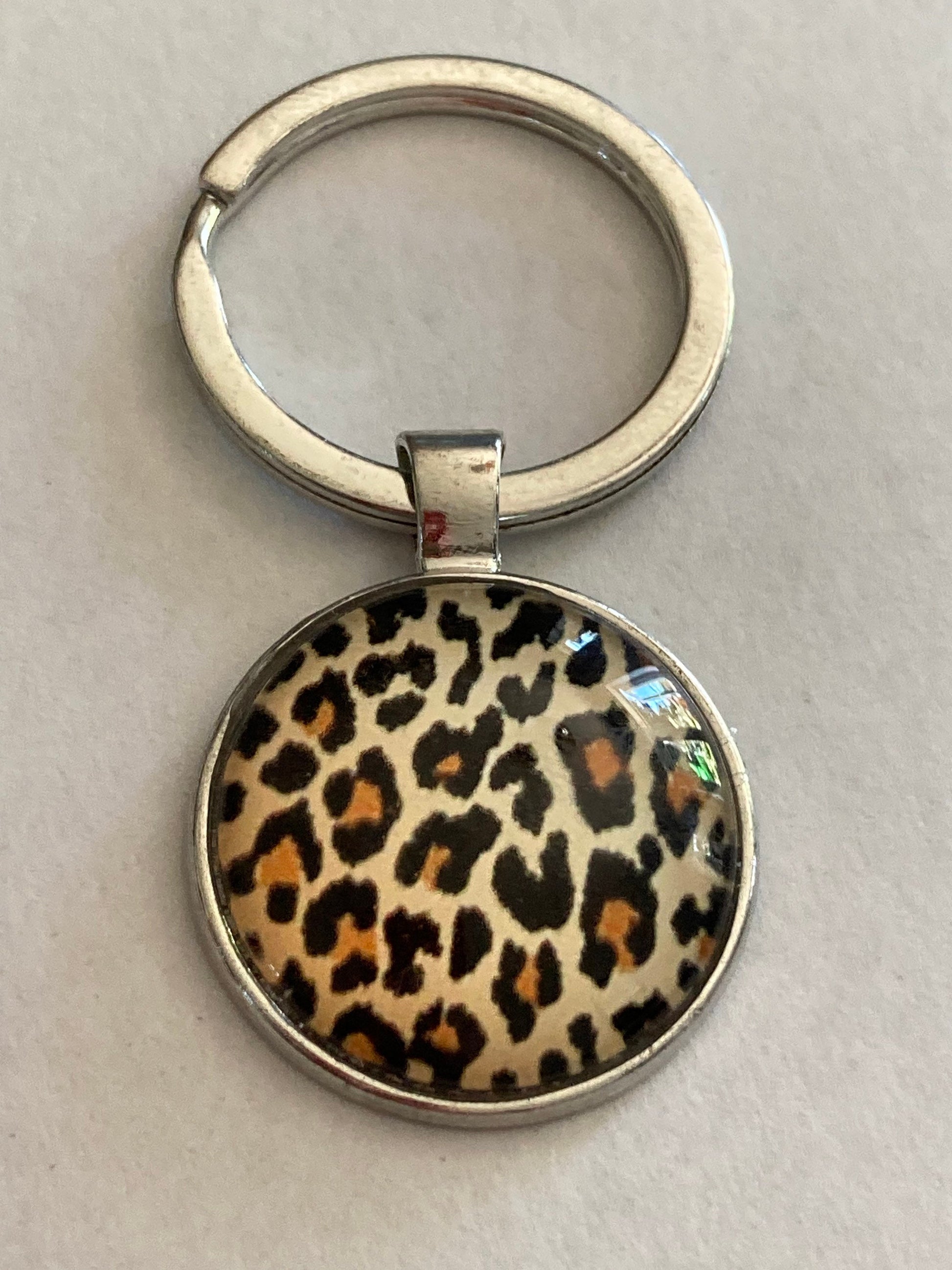 2.5cm Brown Animal print leopard print keyring with 25mm glass cabochon detail