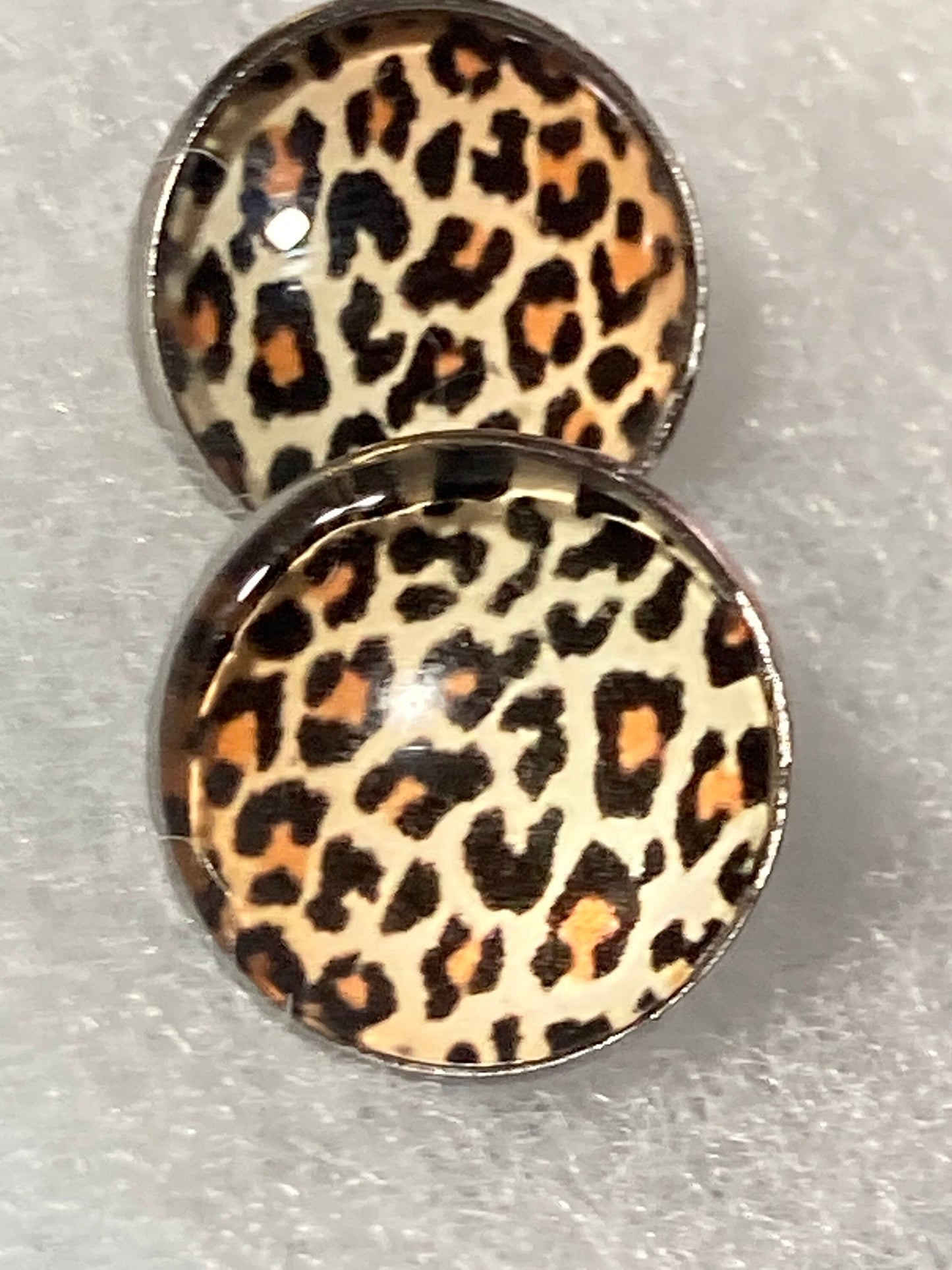leopard print round silver stud earrings stainless steel with glass cabochons