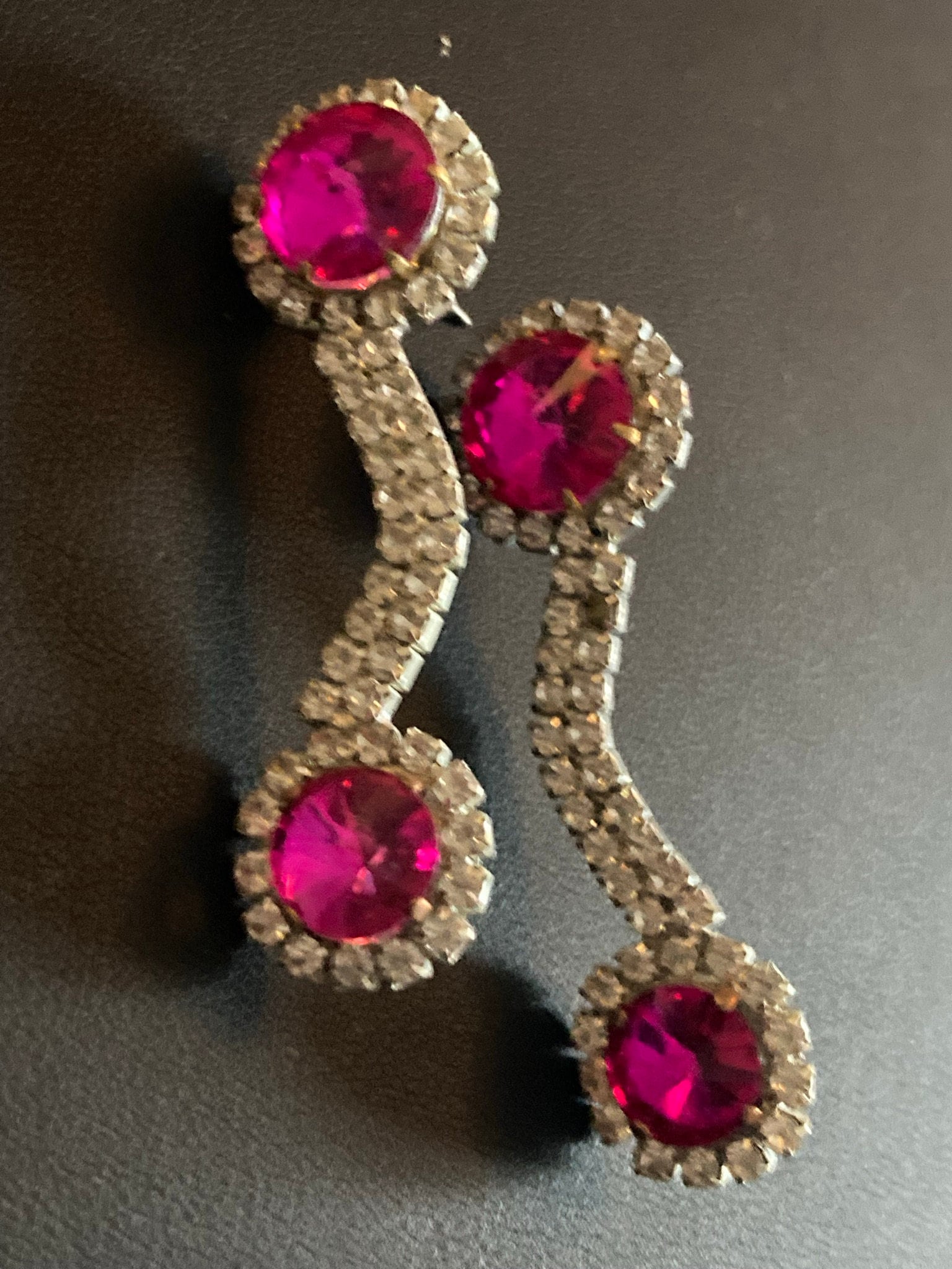 Vintage Czech Rhinestone Long bright pink Diamante drop pierced Earrings