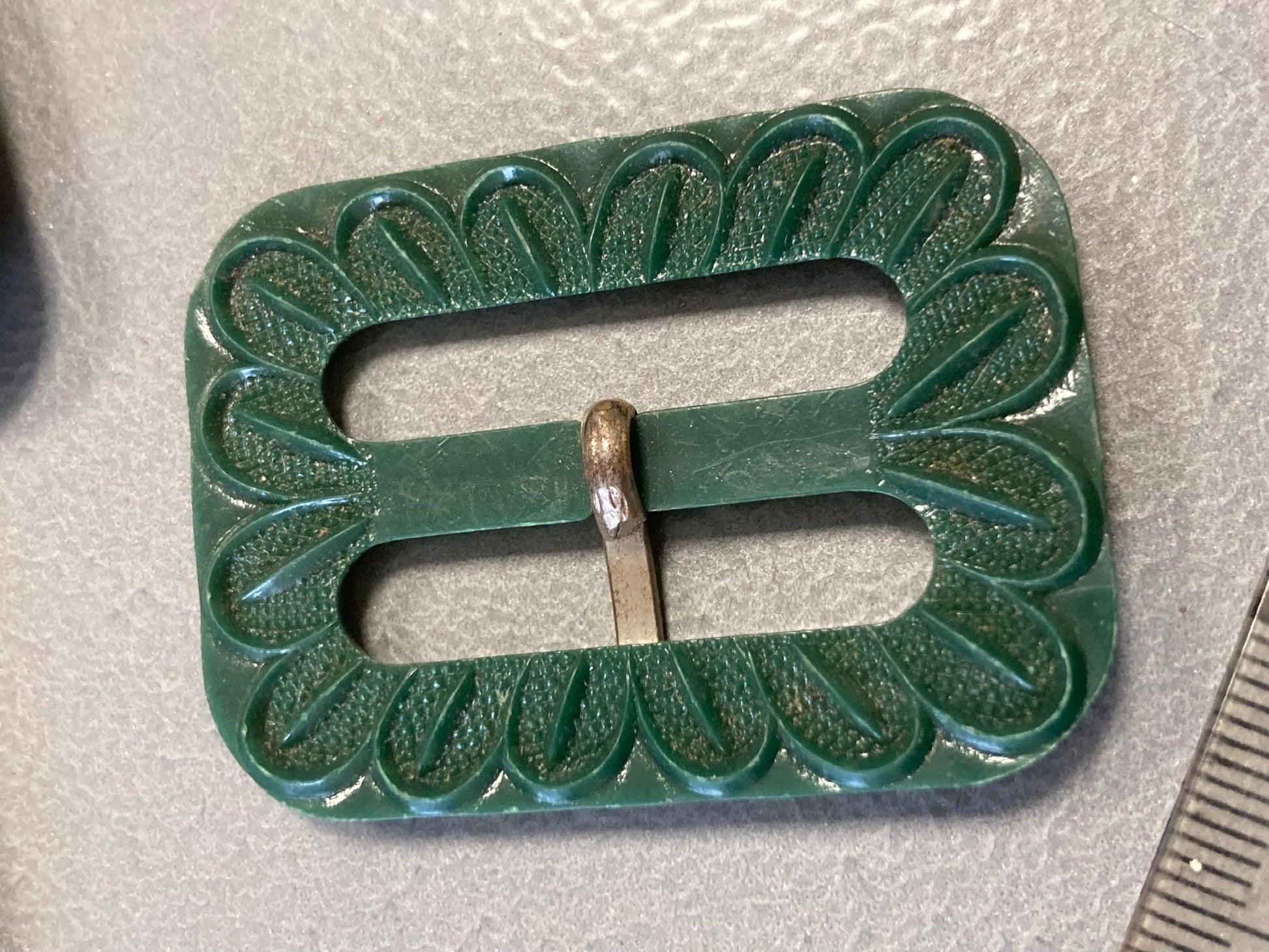Antique Early Plastic Celluloid Prong Belt Buckles Dark Forest Green 4.5cm  X 3.5cm -  Norway
