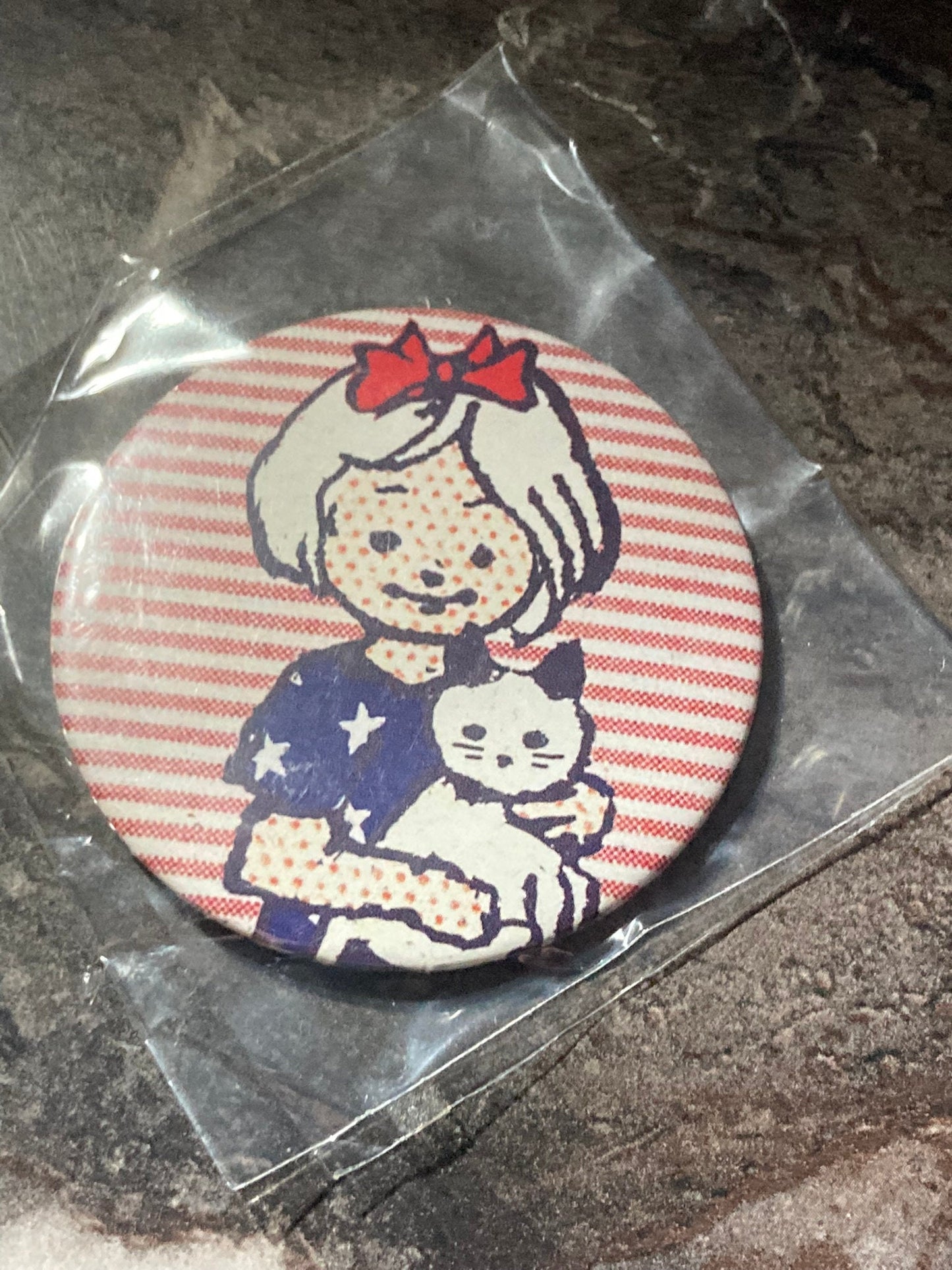 Retro cute and kitsch small handbag purse size pocket hand mirror little girl and cat