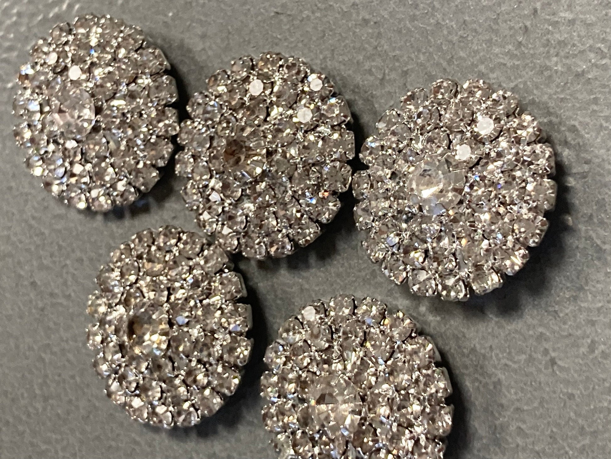 22mm Set of 5 round diamanté rhinestone low domed buttons