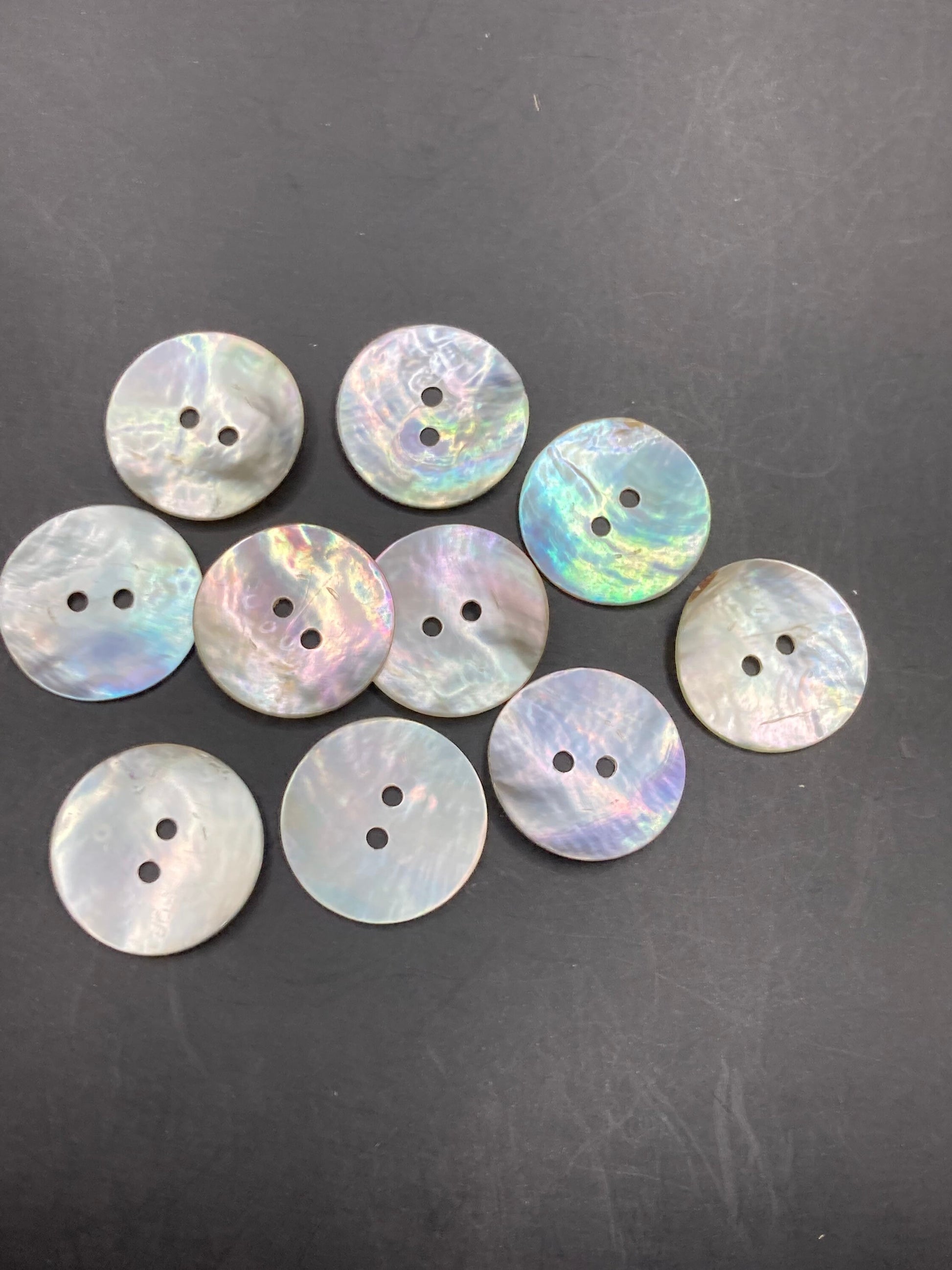 10 x 20mm large round natural MOP Mother of Pearl Buttons