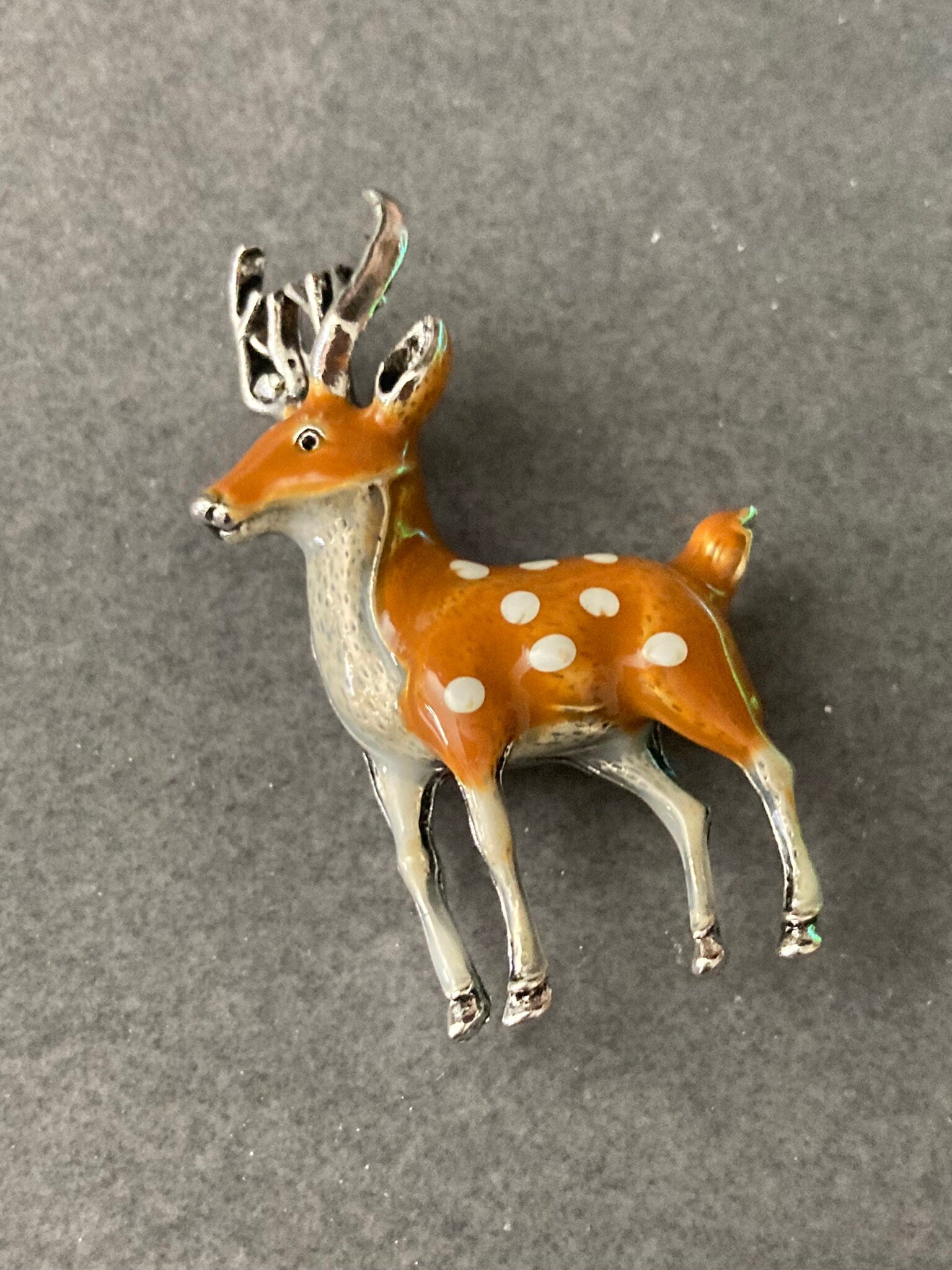 brown Enamel deer Fawn stag brooch woodland animal