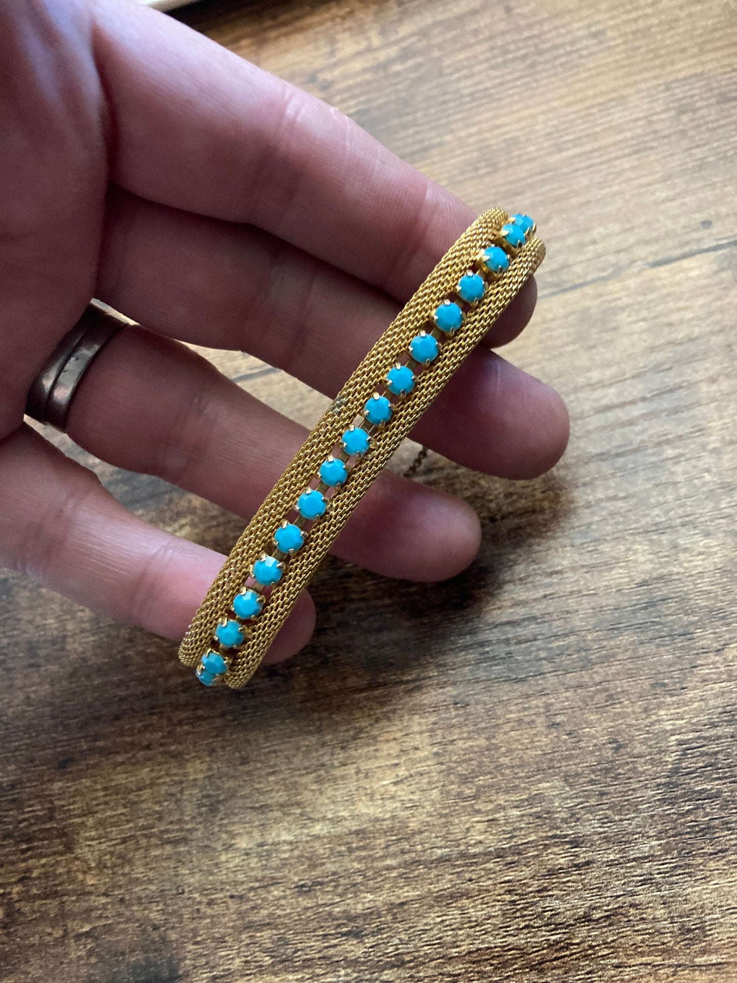 Vintage mid century articulated flat link textured gold tone gilt cuff bracelet with turquoise blue paste 19cm x 1cm