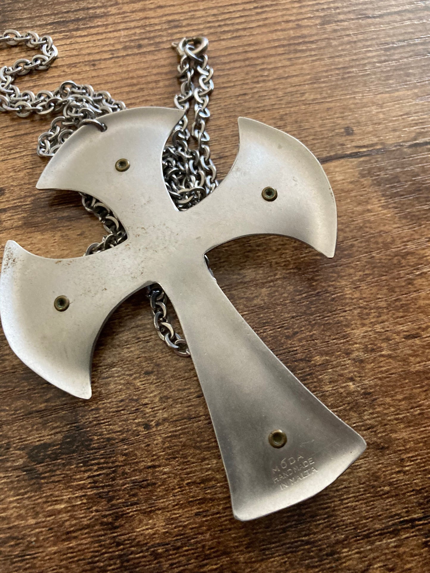 Xl Signed MODA Malta Modernist silver tone stainless steel cross pendant necklace