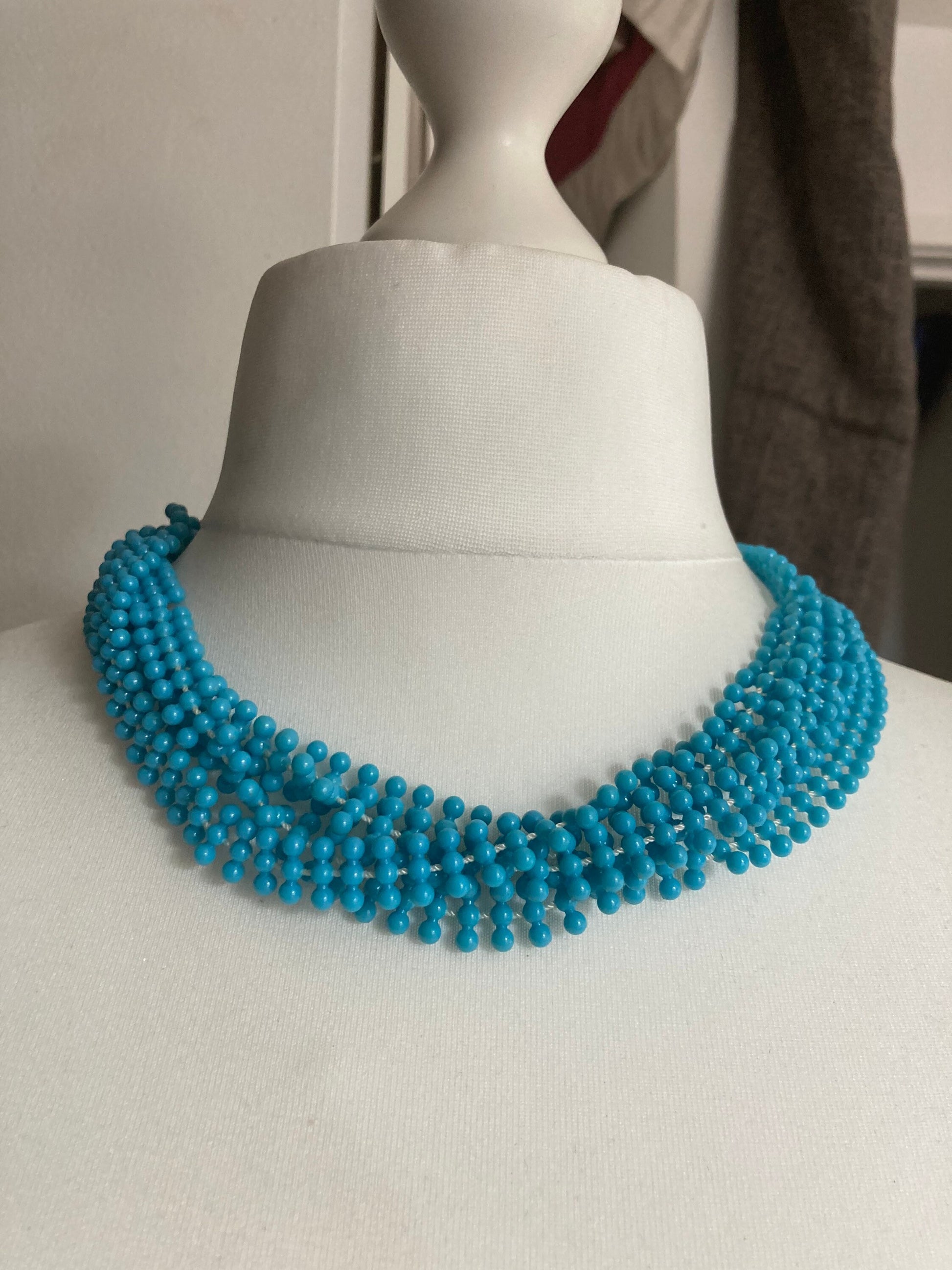 Vintage retro multi strand choker bright turquoise plastic fixed beaded necklace adjustable to 55 cm long