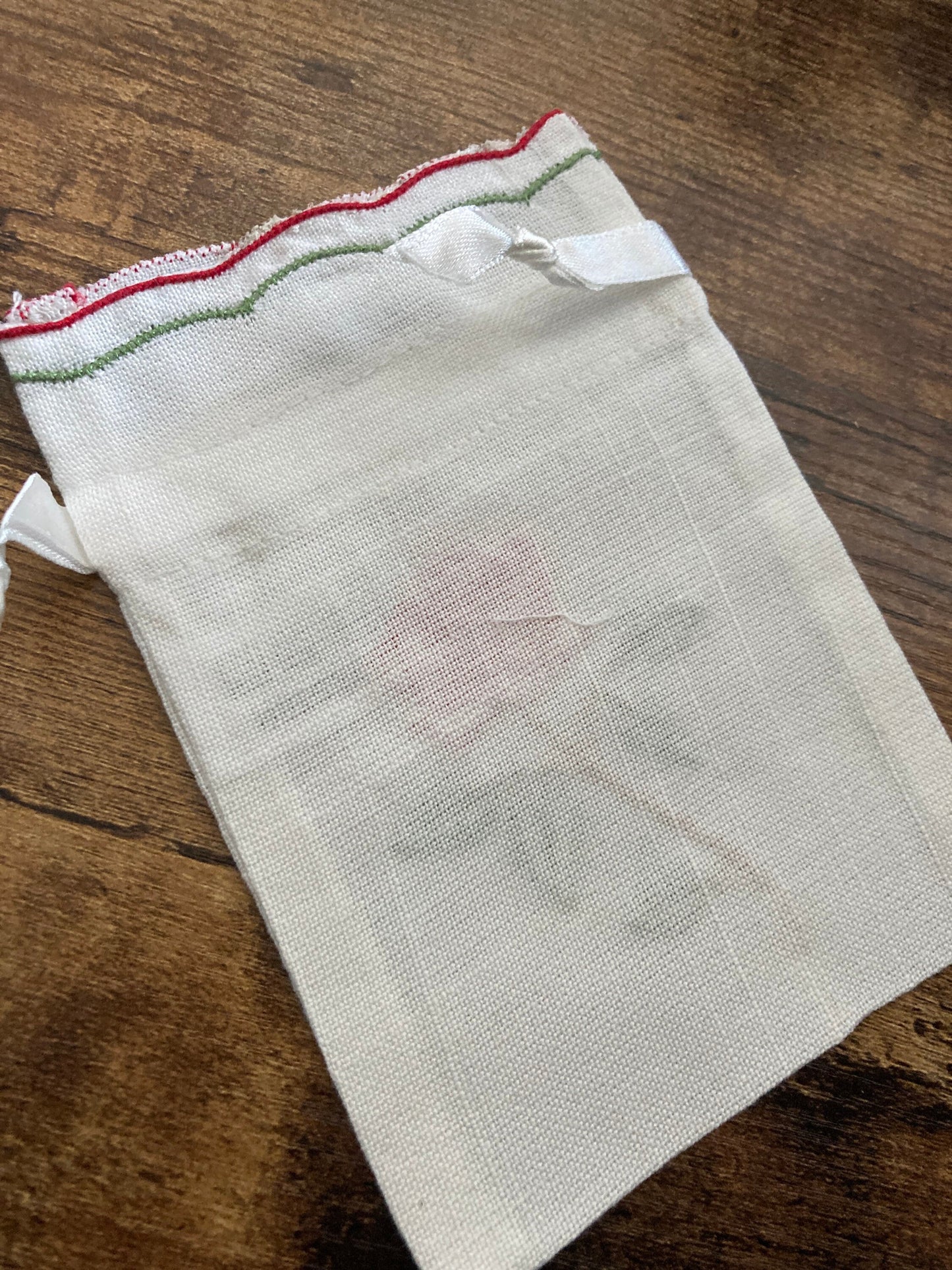 embroidered red English rose linen bag drawstring bag smalls storage size 10x15cm