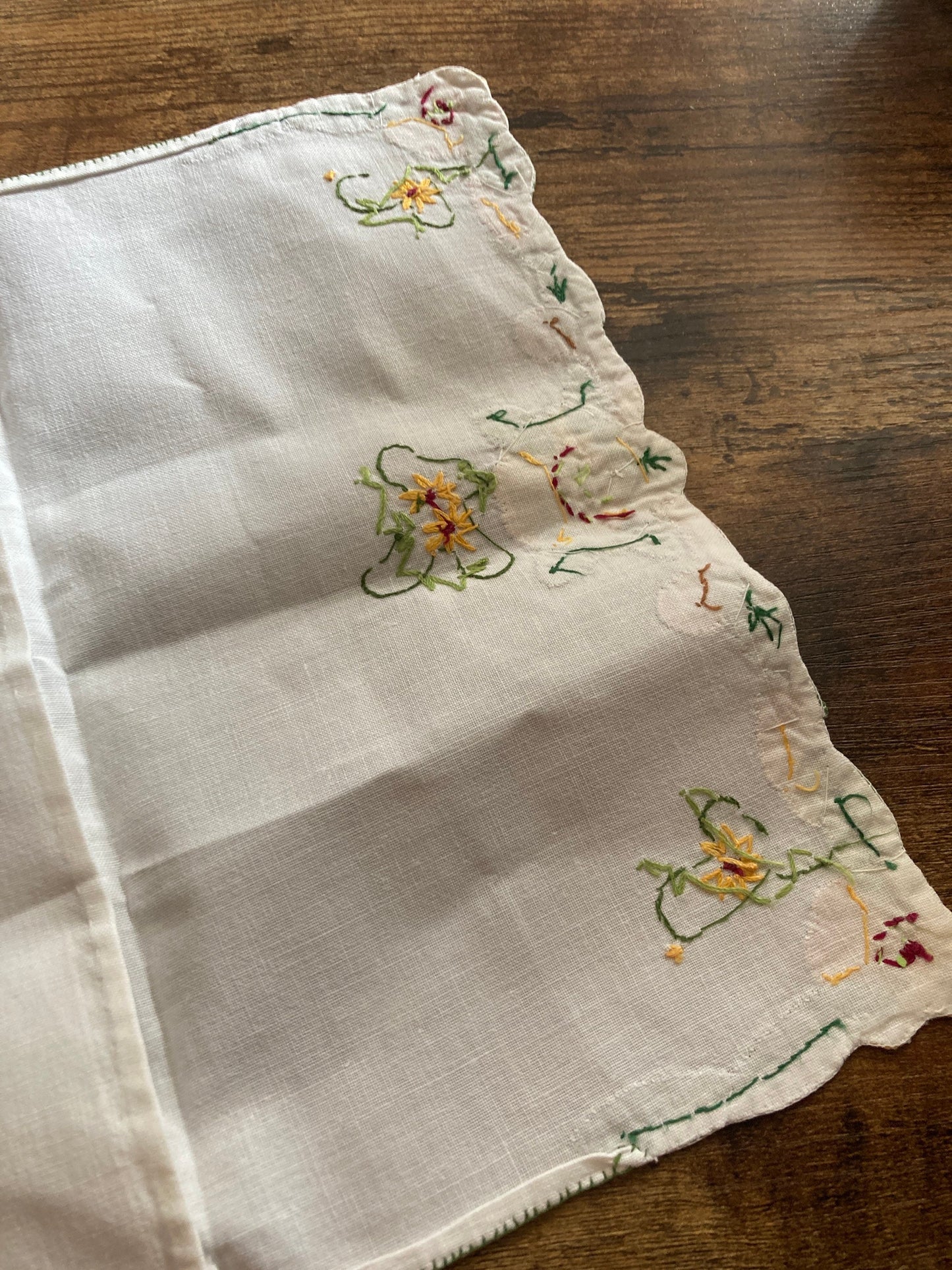9.5 inch White Handkerchief case hankie case Linen cotton with embroidered floral design Glove case