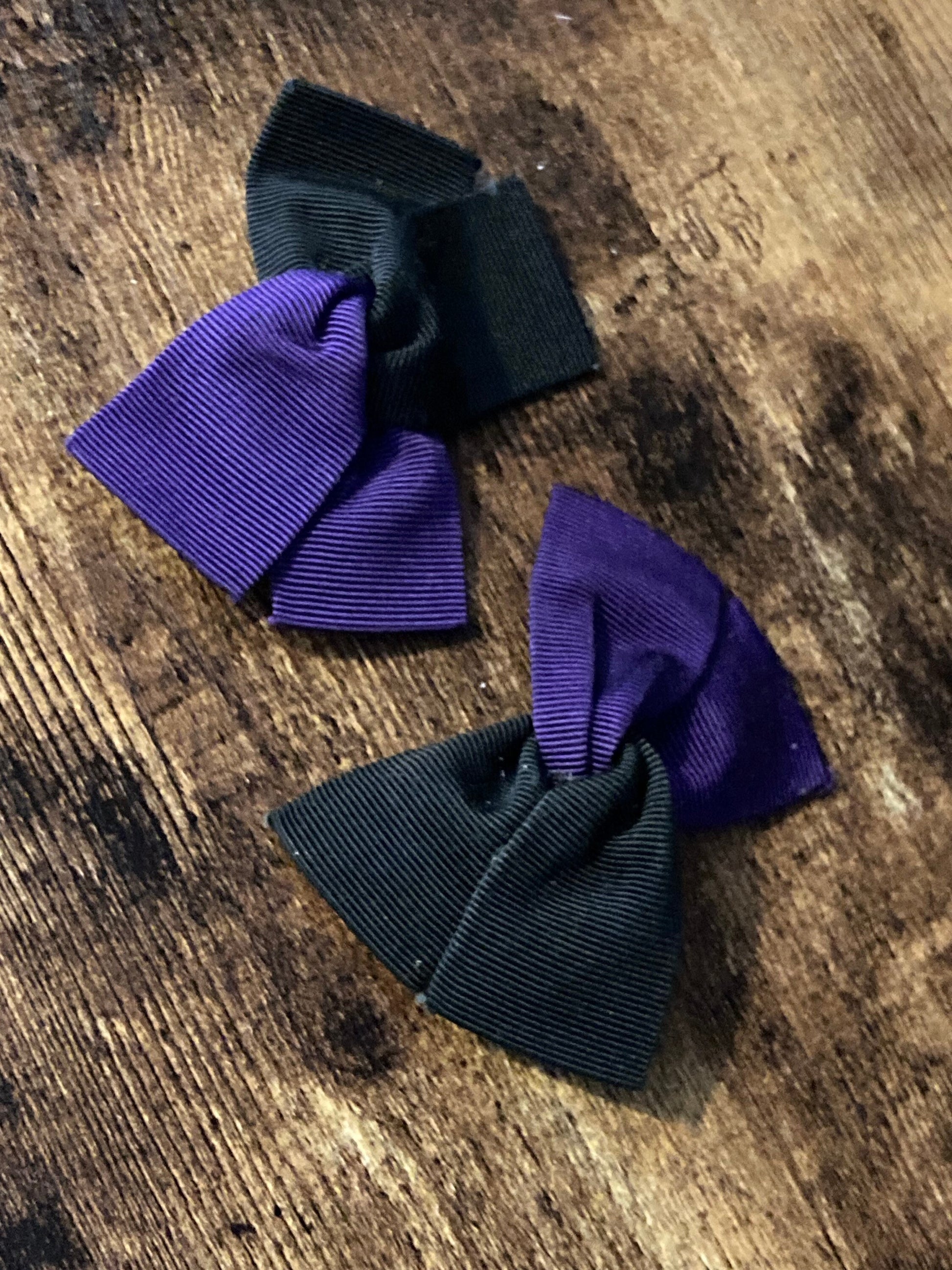 Vintage Retro Black & purple grosgrain pair of shoe clips