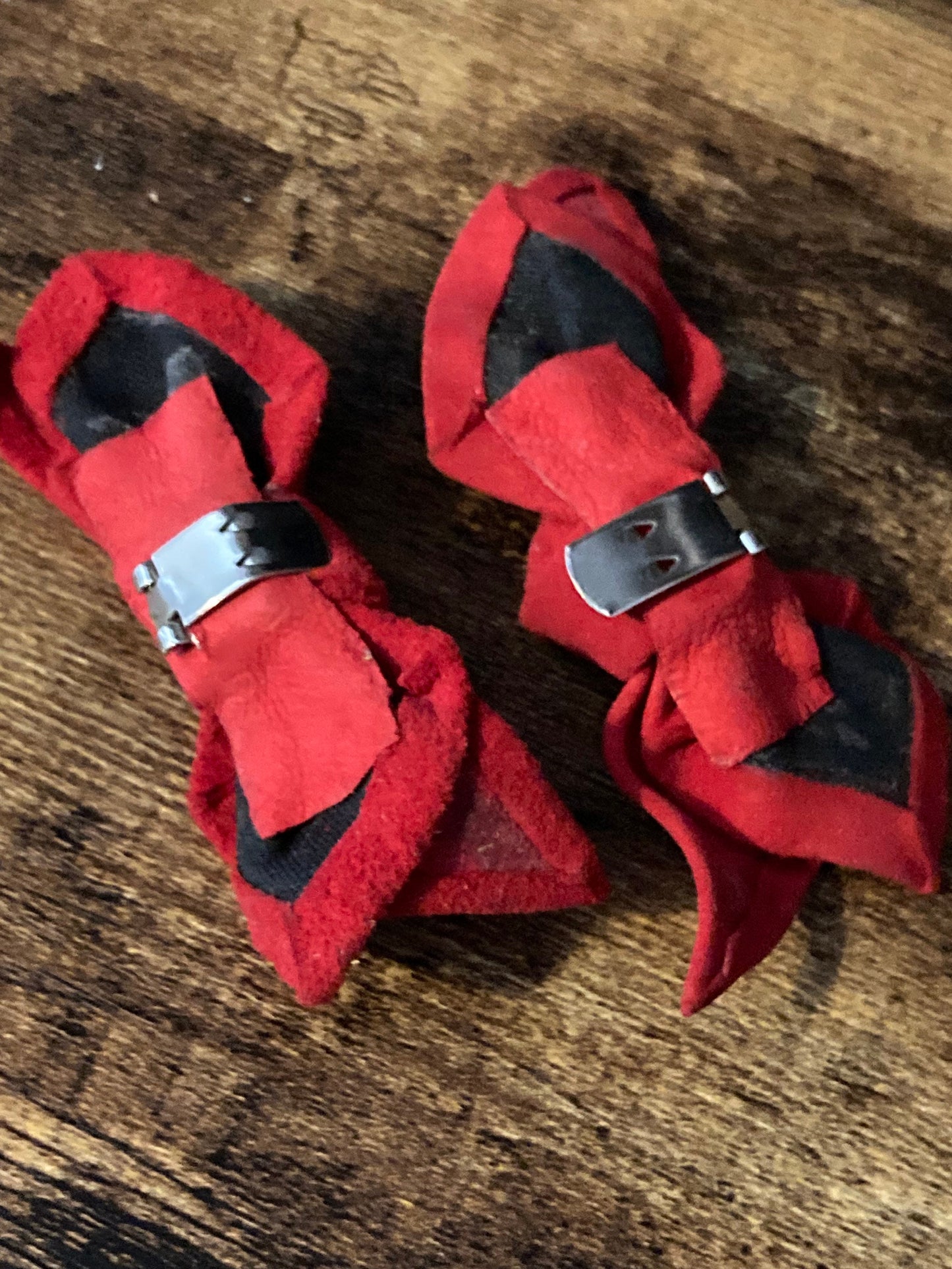 Vintage Retro Red suede leather pair of BOW shoe clips