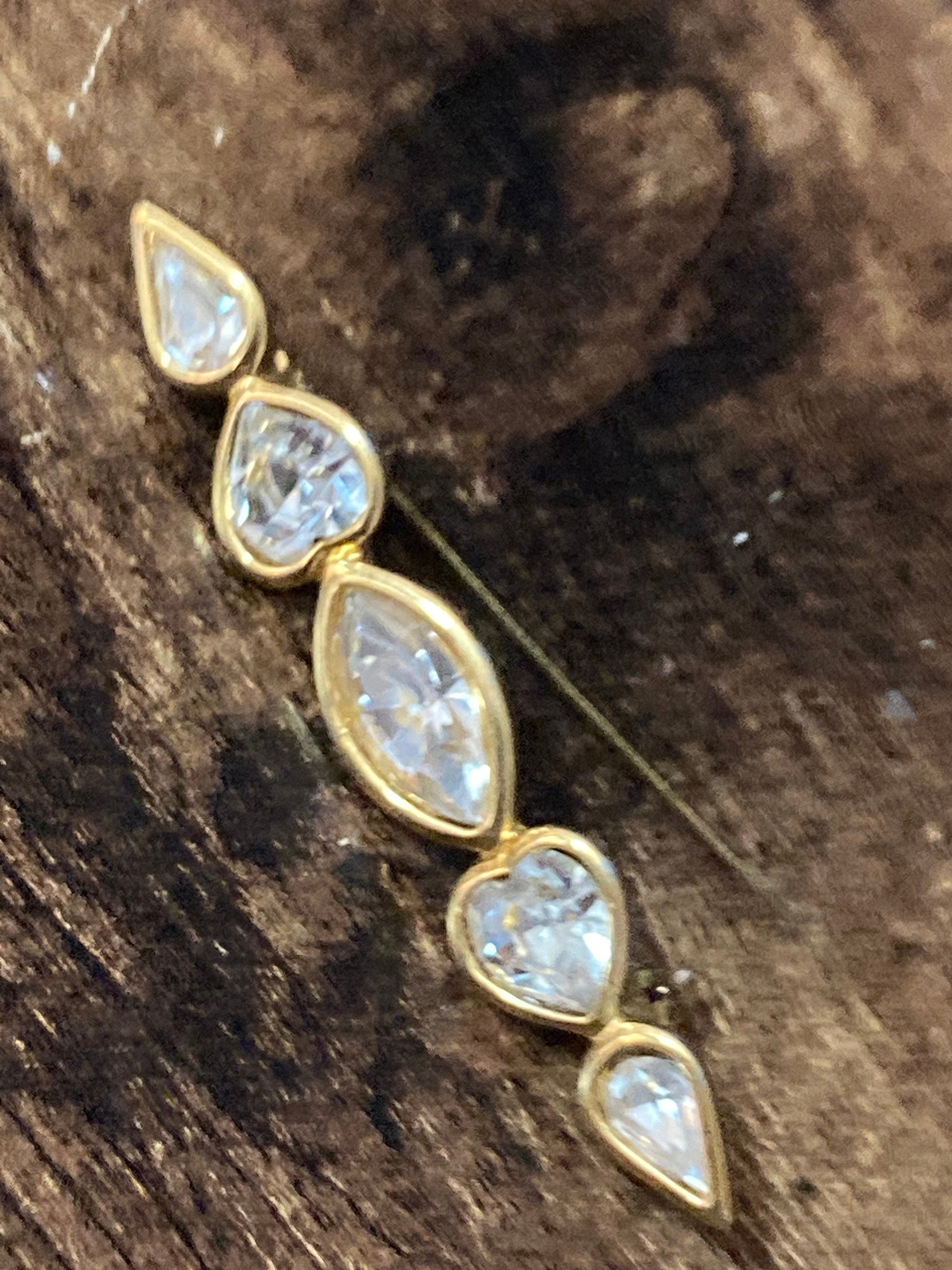 Retro gold clear diamanté diamond glass bar brooch