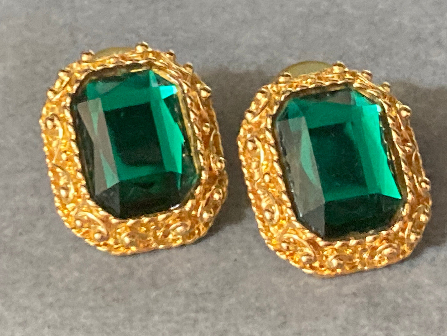 Oversized Emerald green glass Rhinestone large stud pierced Earrings
