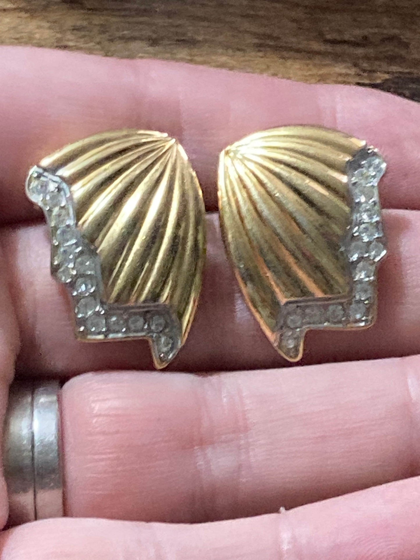 Signed BG Bergdorf Goodman oversized Vintage gold tone clear diamanté fan stud earrings