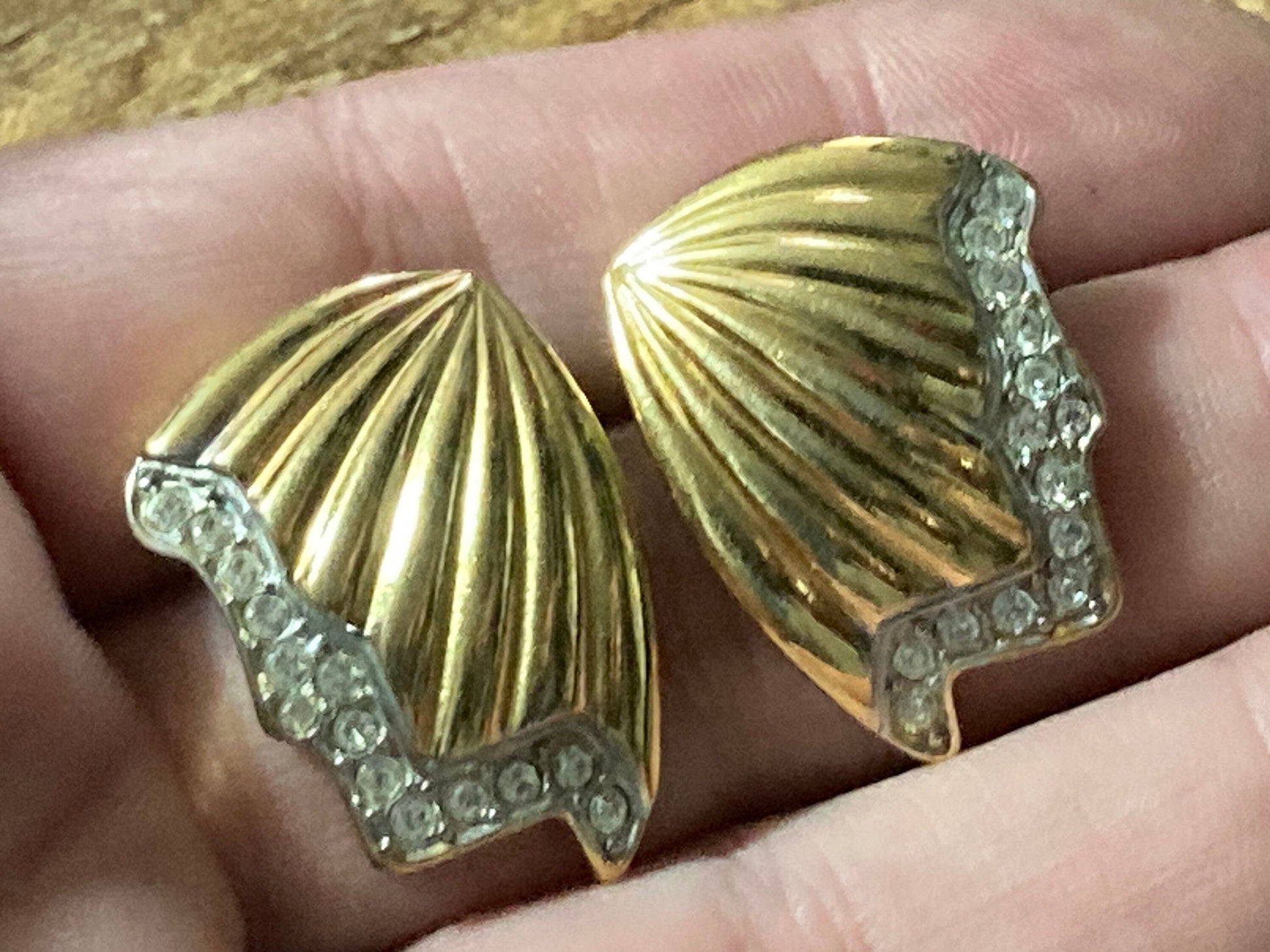 Signed BG Bergdorf Goodman oversized Vintage gold tone clear diamanté fan stud earrings