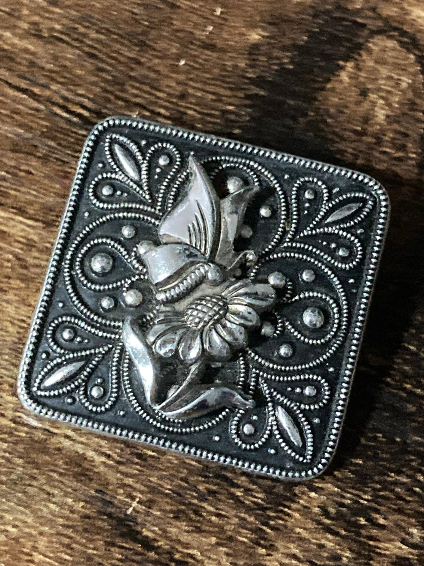 Vintage silver tone lightweight aluminium butterfly floral square scarf clip