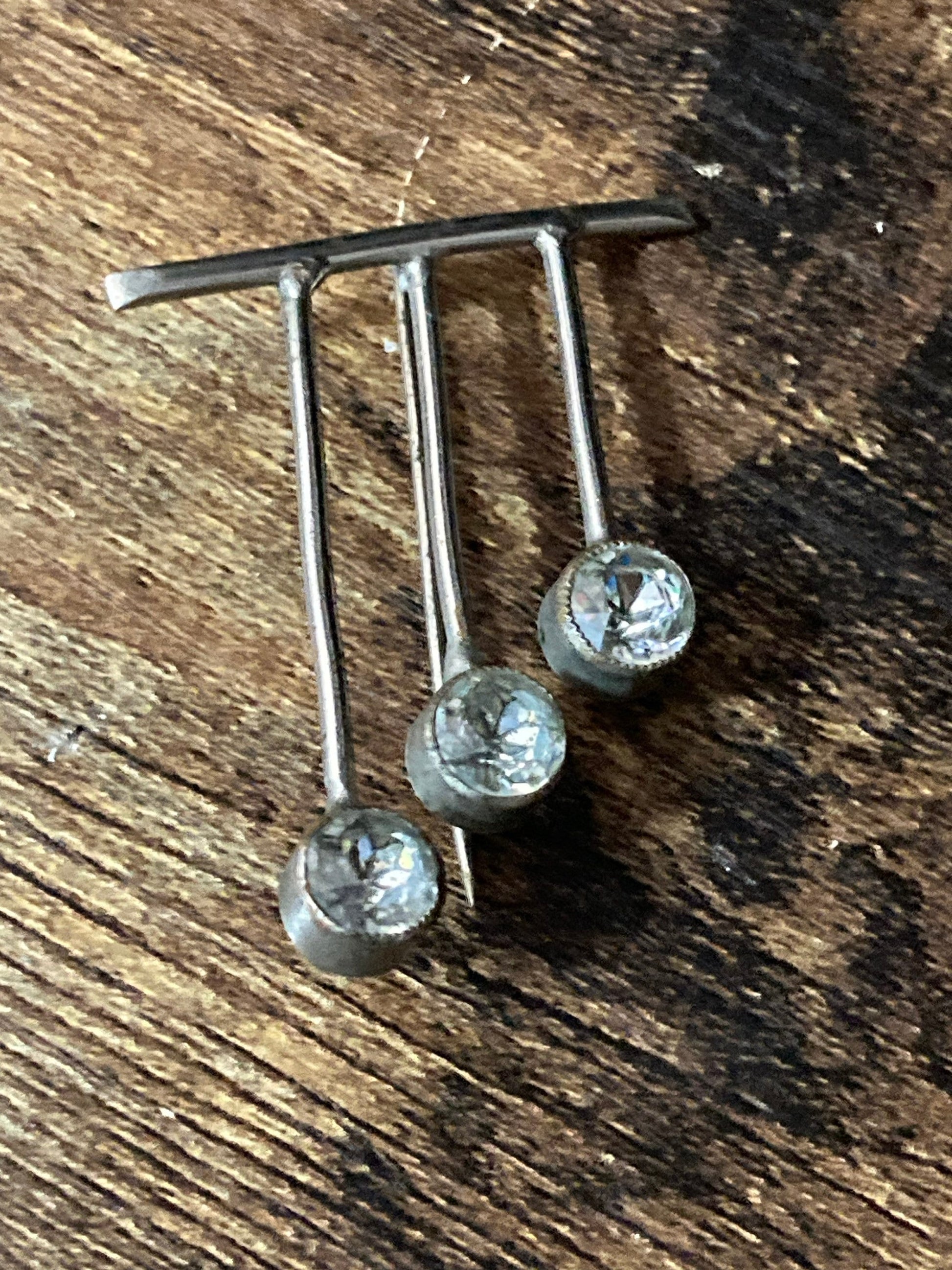 Art Deco hat flash pin diamante paste rhinestone silver metal