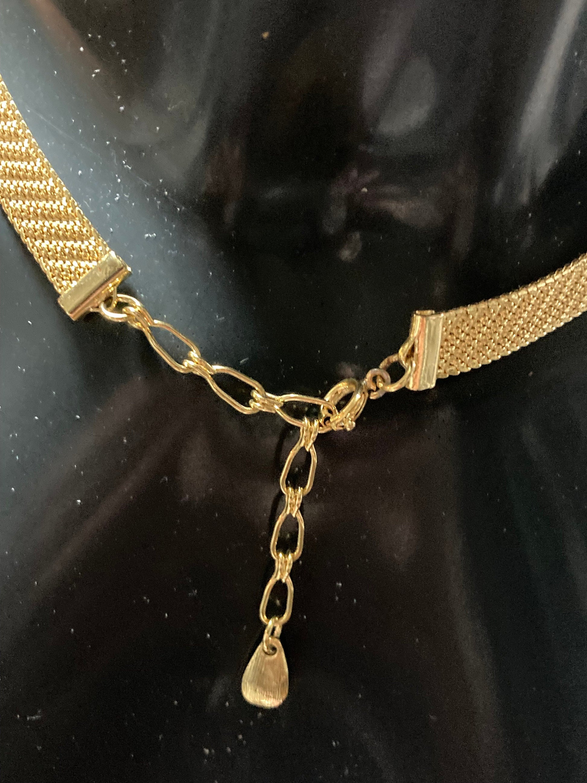 True vintage pristine gold plated mesh choker collar necklace adj length genuine old shop stock