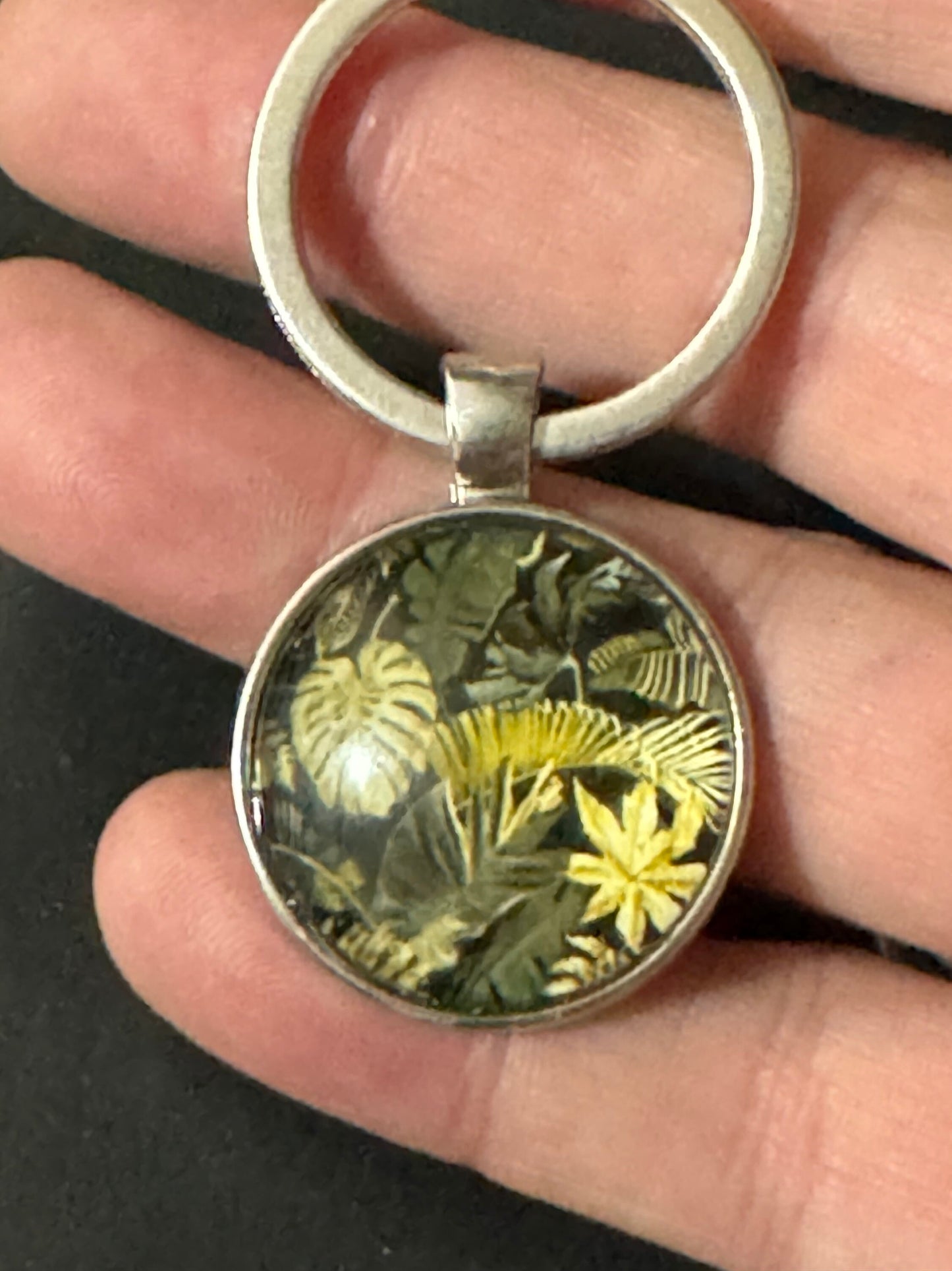 Handmade tropical black gold palm tree leaves silver tone keyring with 25mm glass cabochon
